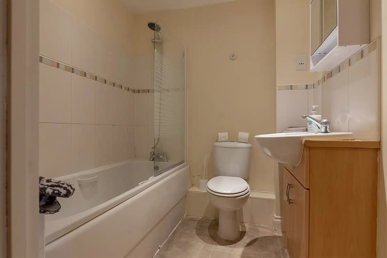 property photo 11 of 20
