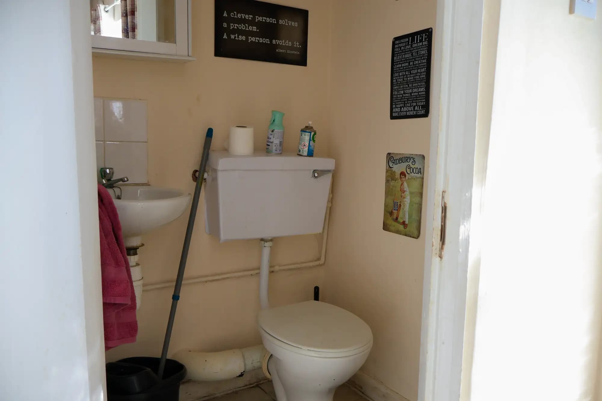 property photo 9 of 17