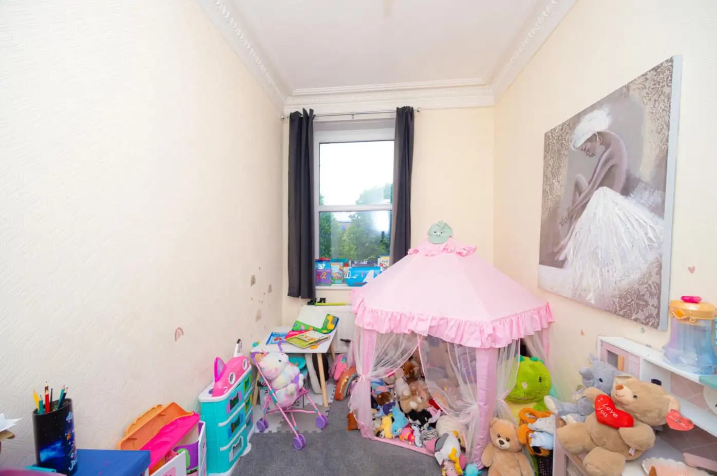 property photo 13 of 34