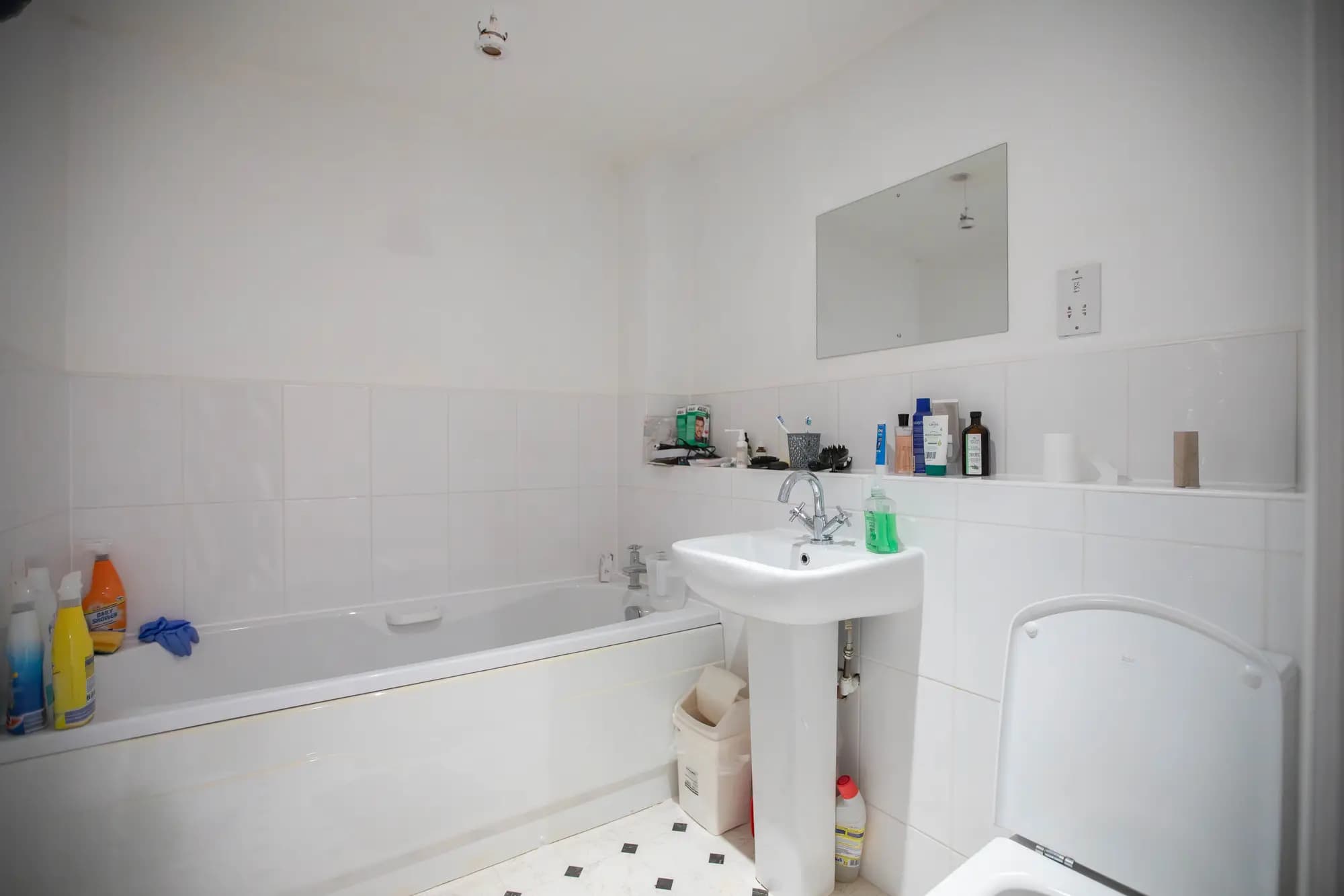 property photo 9 of 20