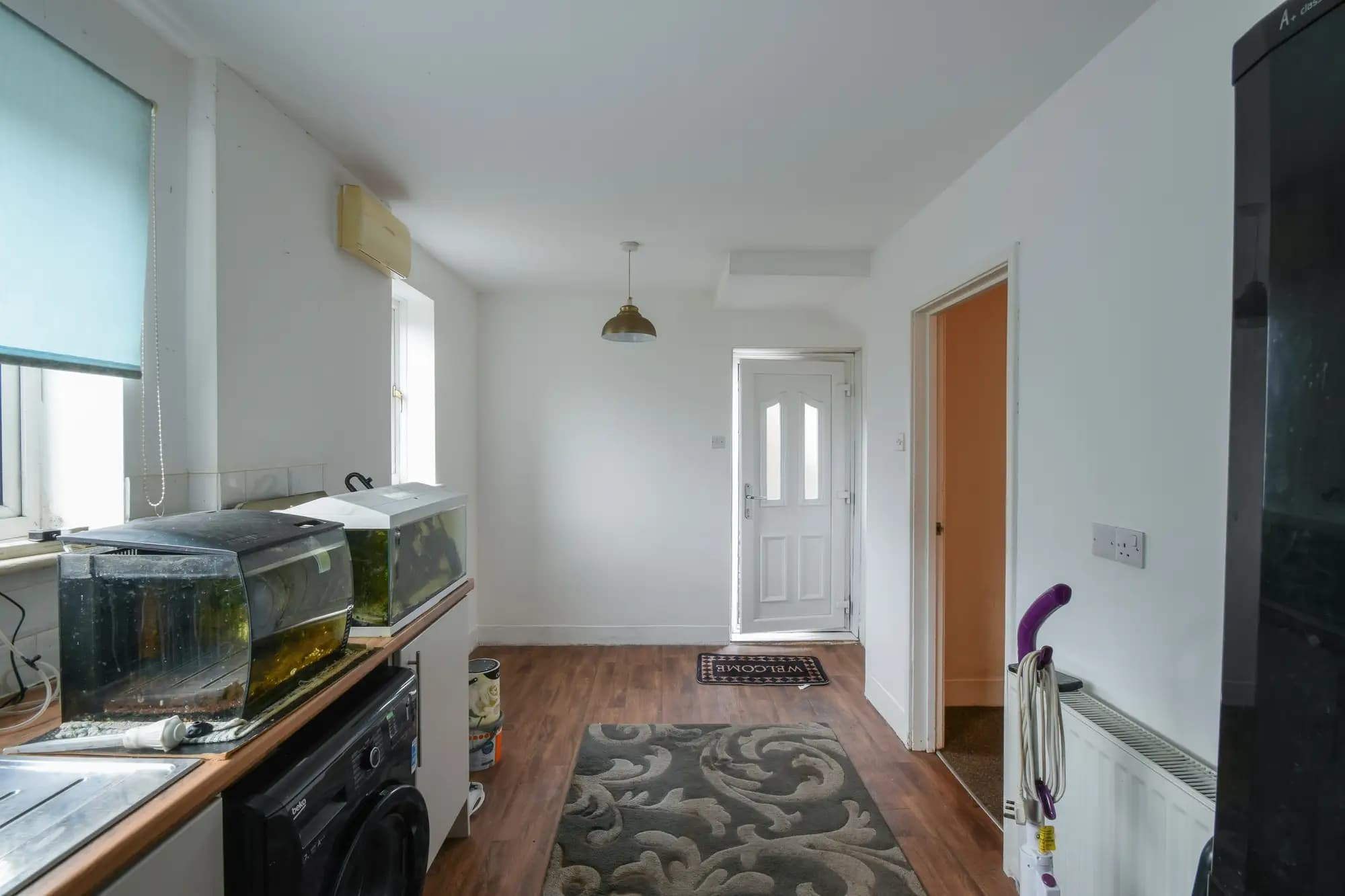 property photo 5 of 16