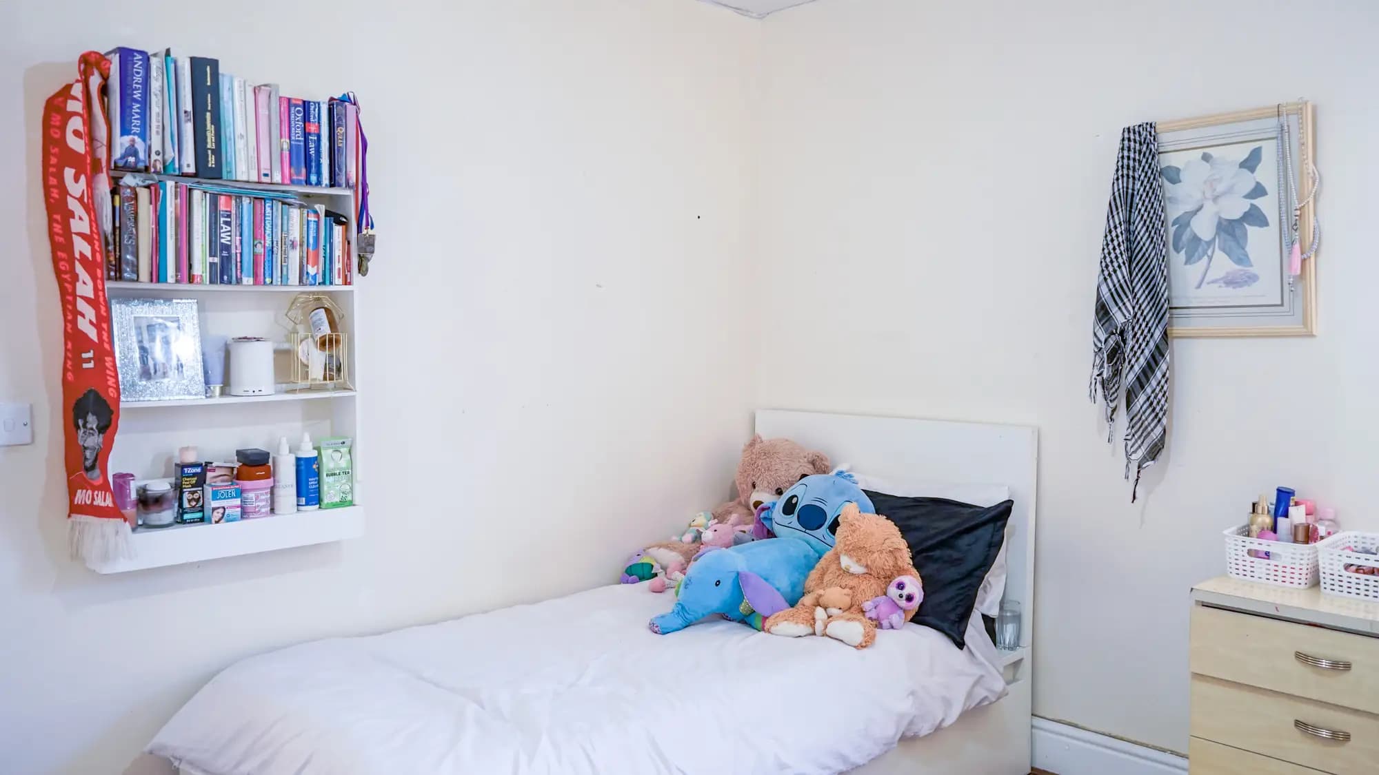 property photo 11 of 30