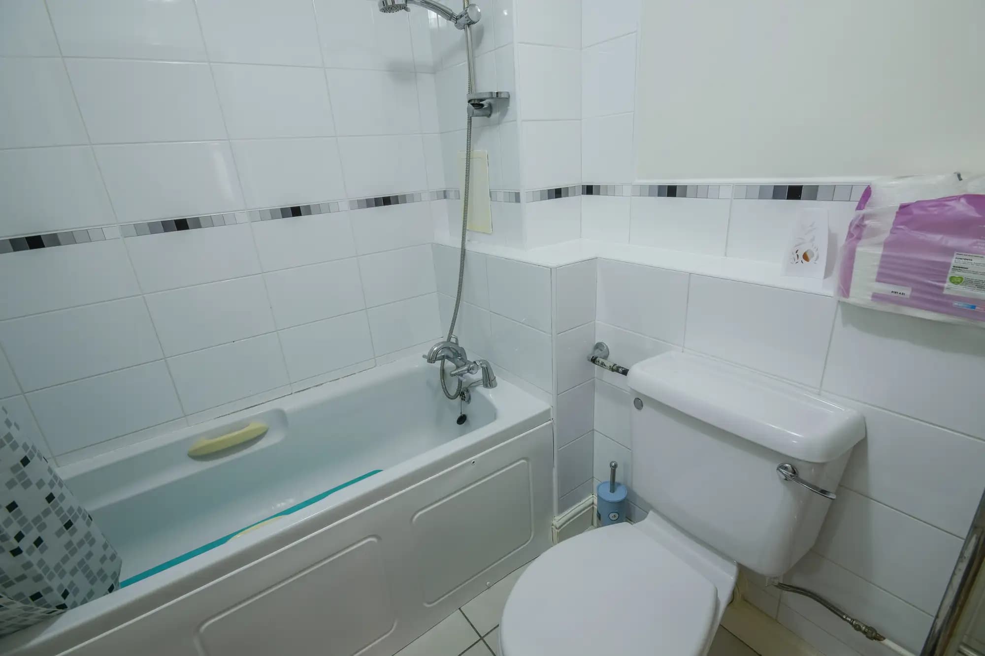 property photo 10 of 16