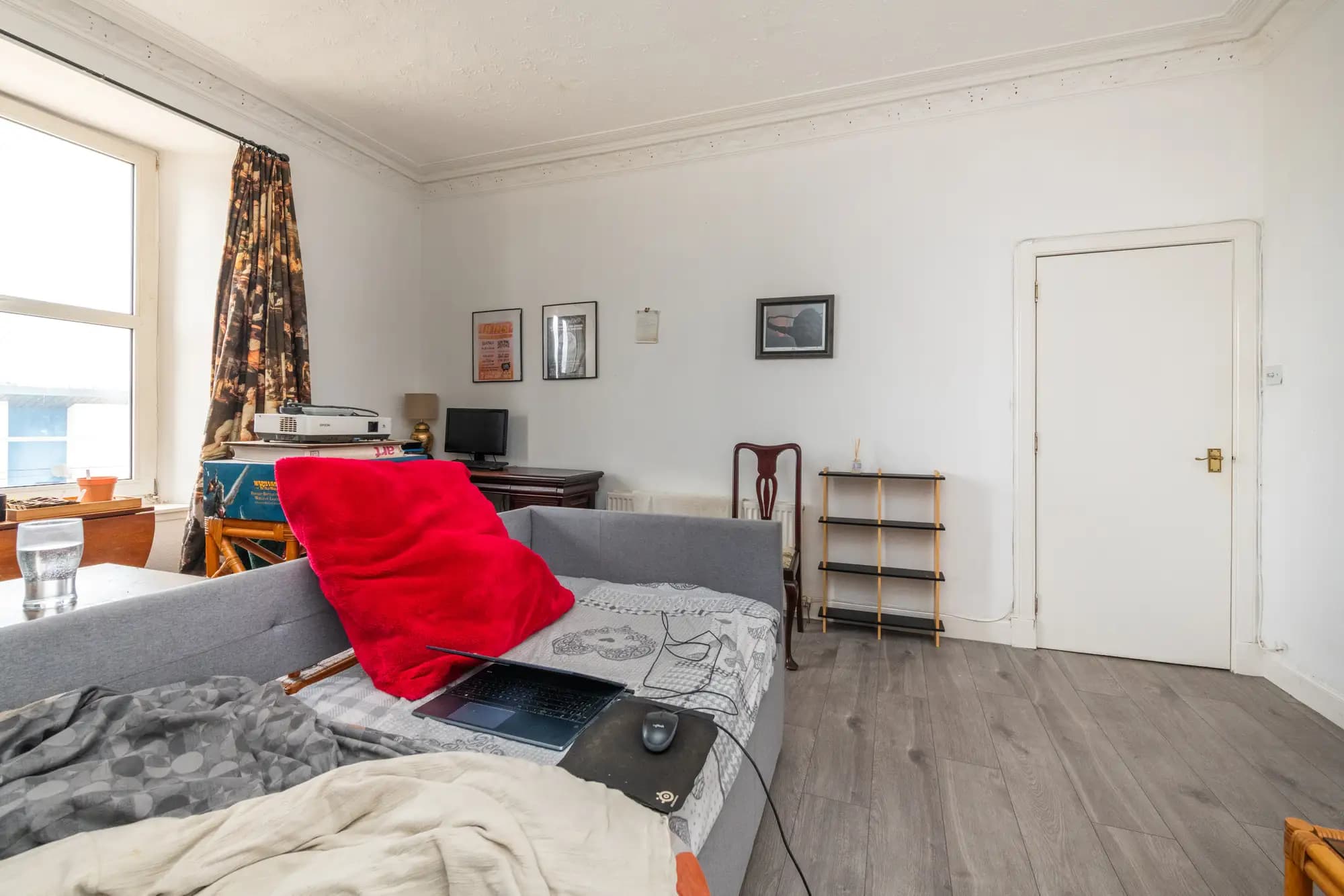 property photo 4 of 25