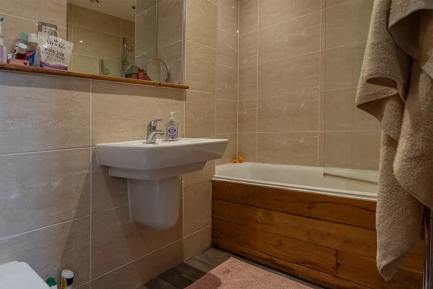 property photo 15 of 33