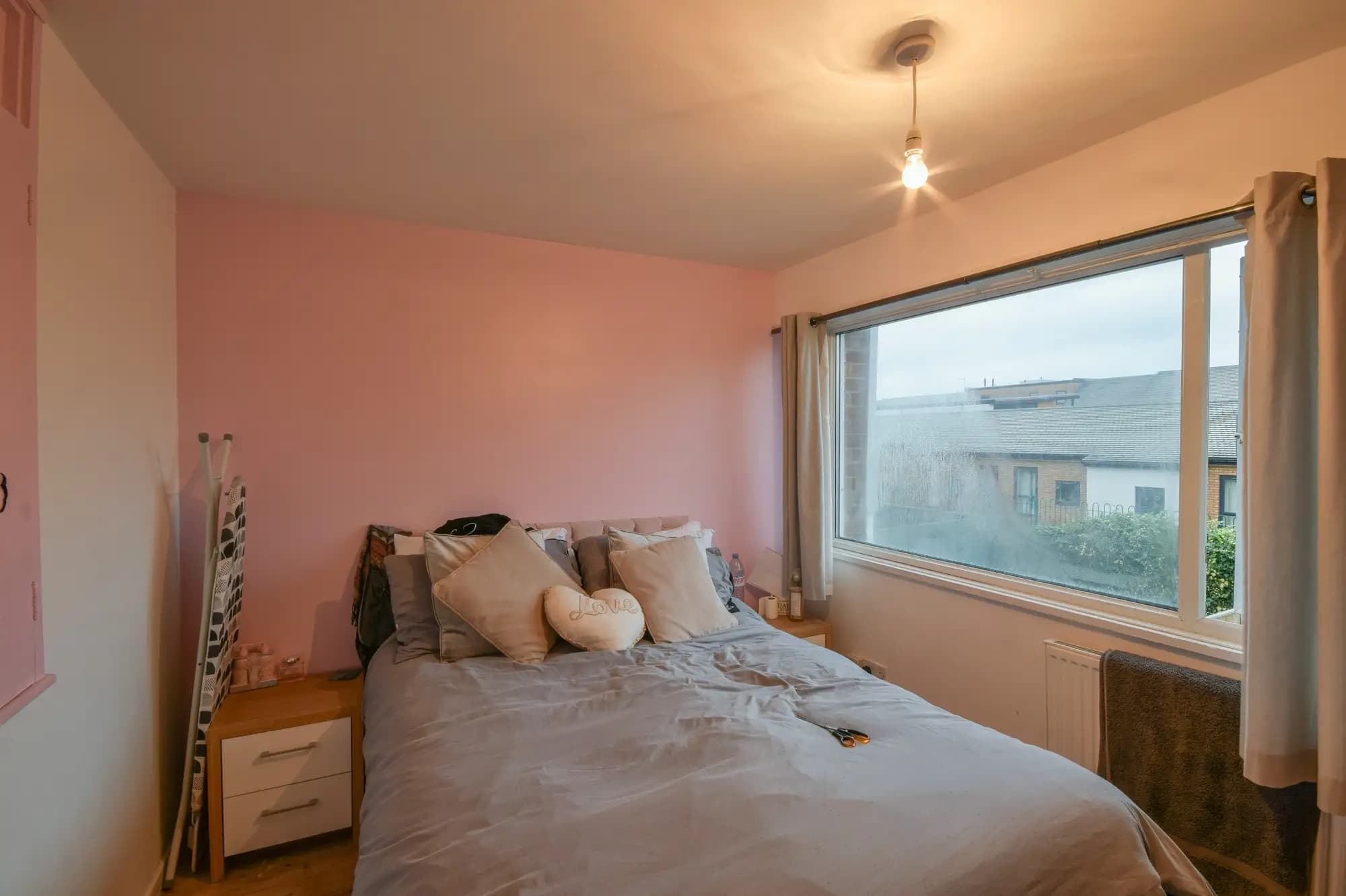 property photo 8 of 20