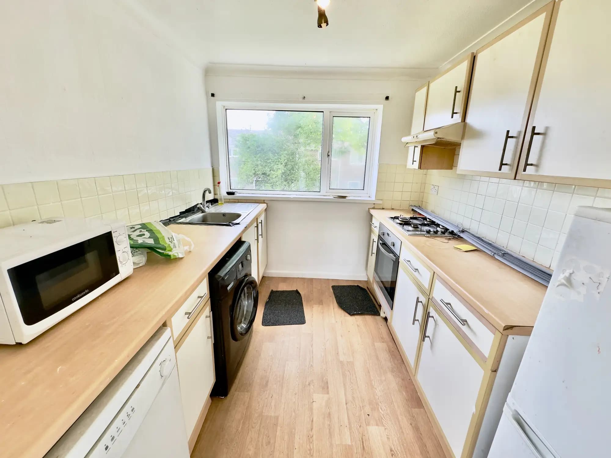 property photo 5 of 21