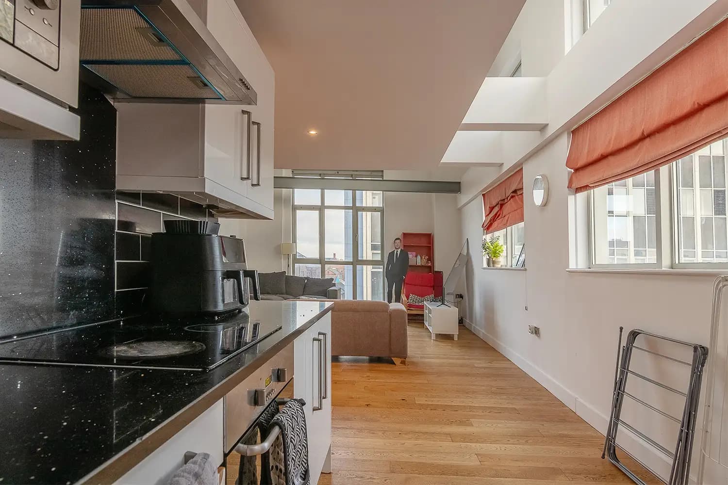 property photo 10 of 33