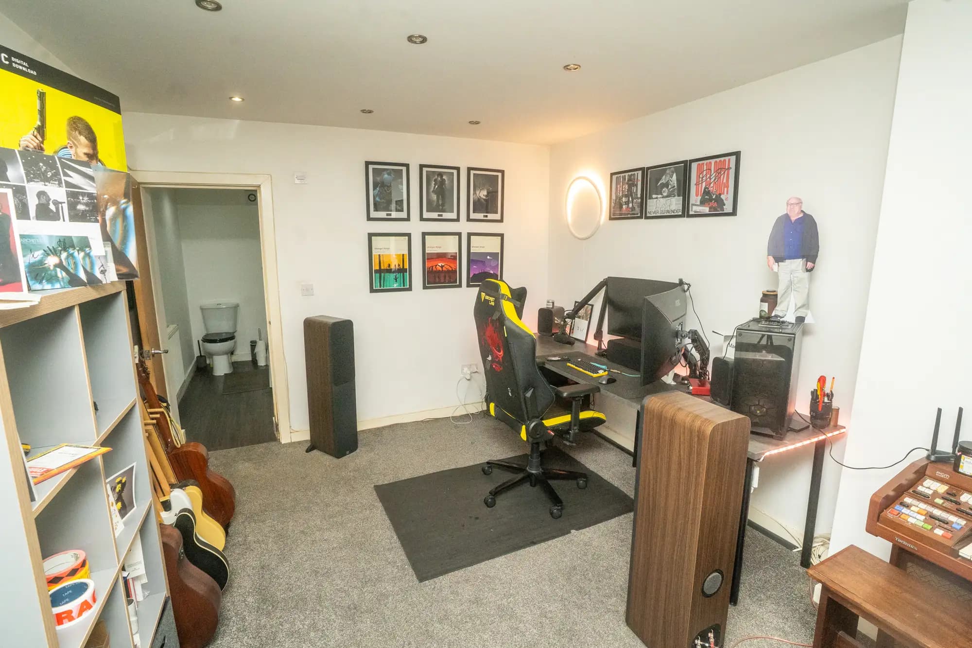 property photo 6 of 24