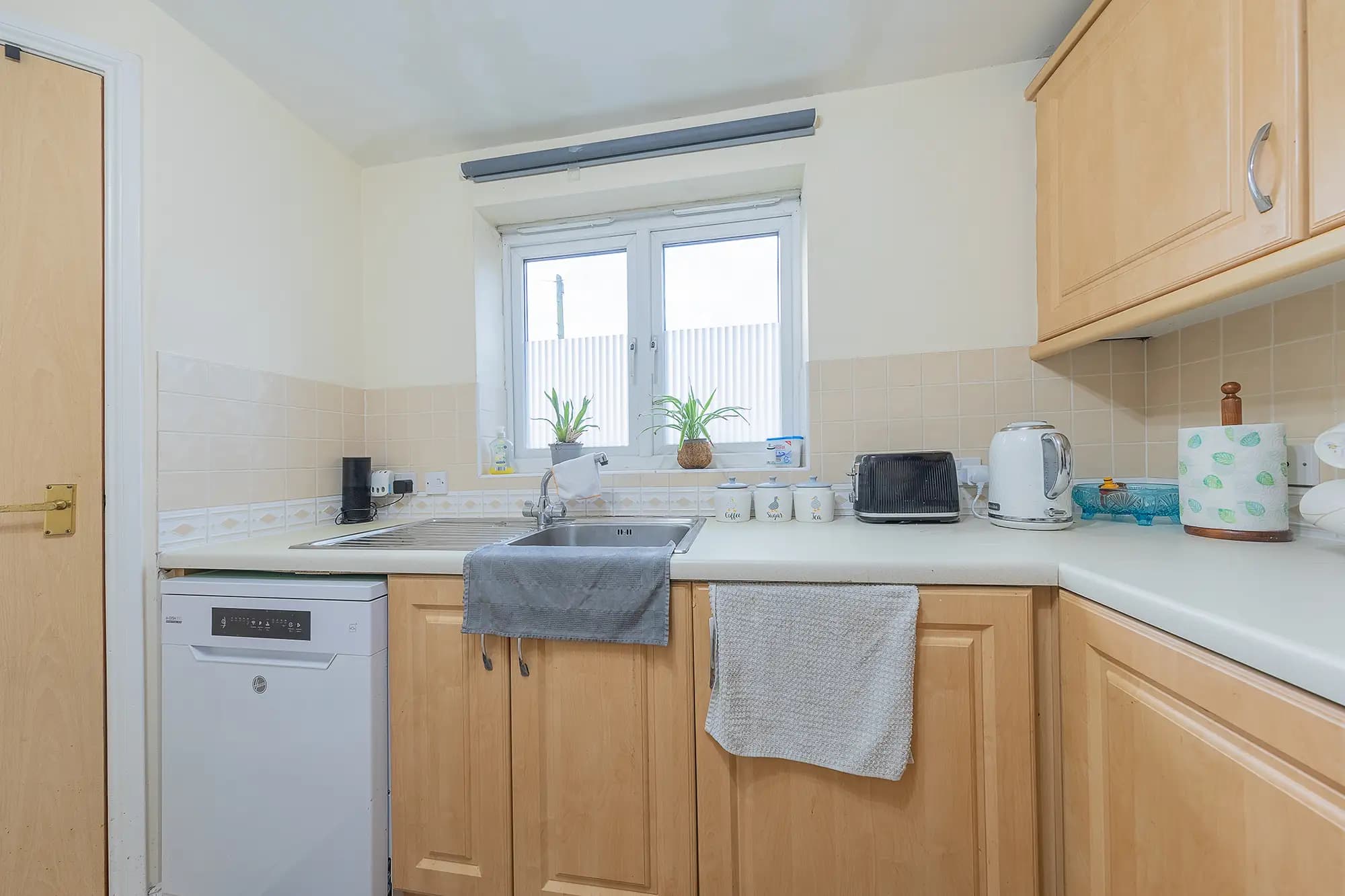 property photo 5 of 17