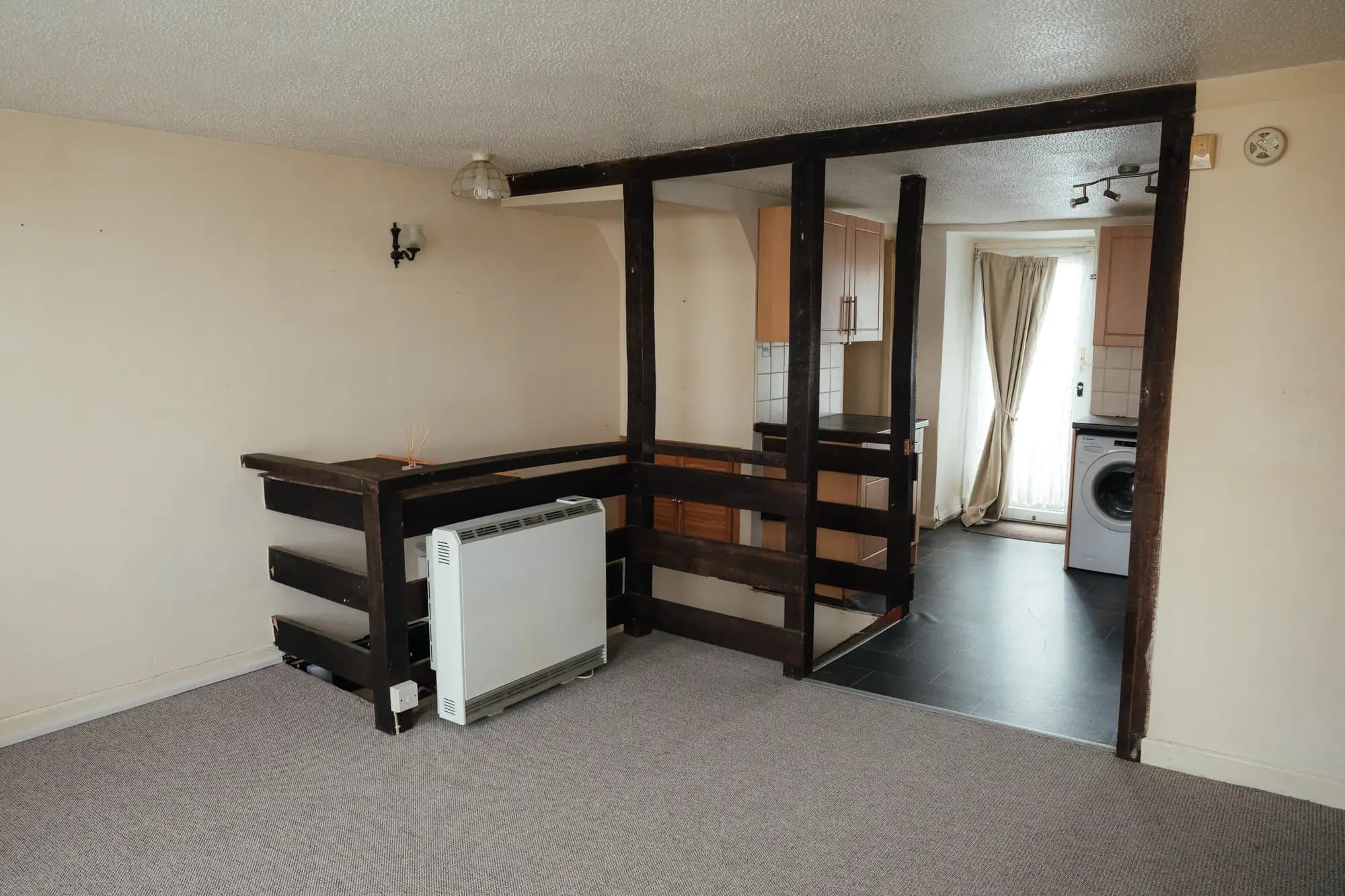 property photo 4 of 23