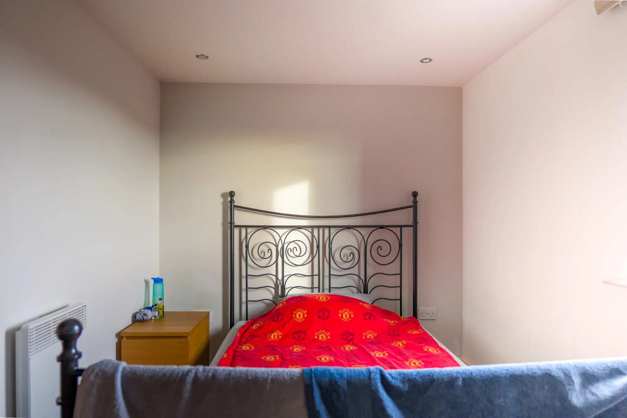 property photo 12 of 16