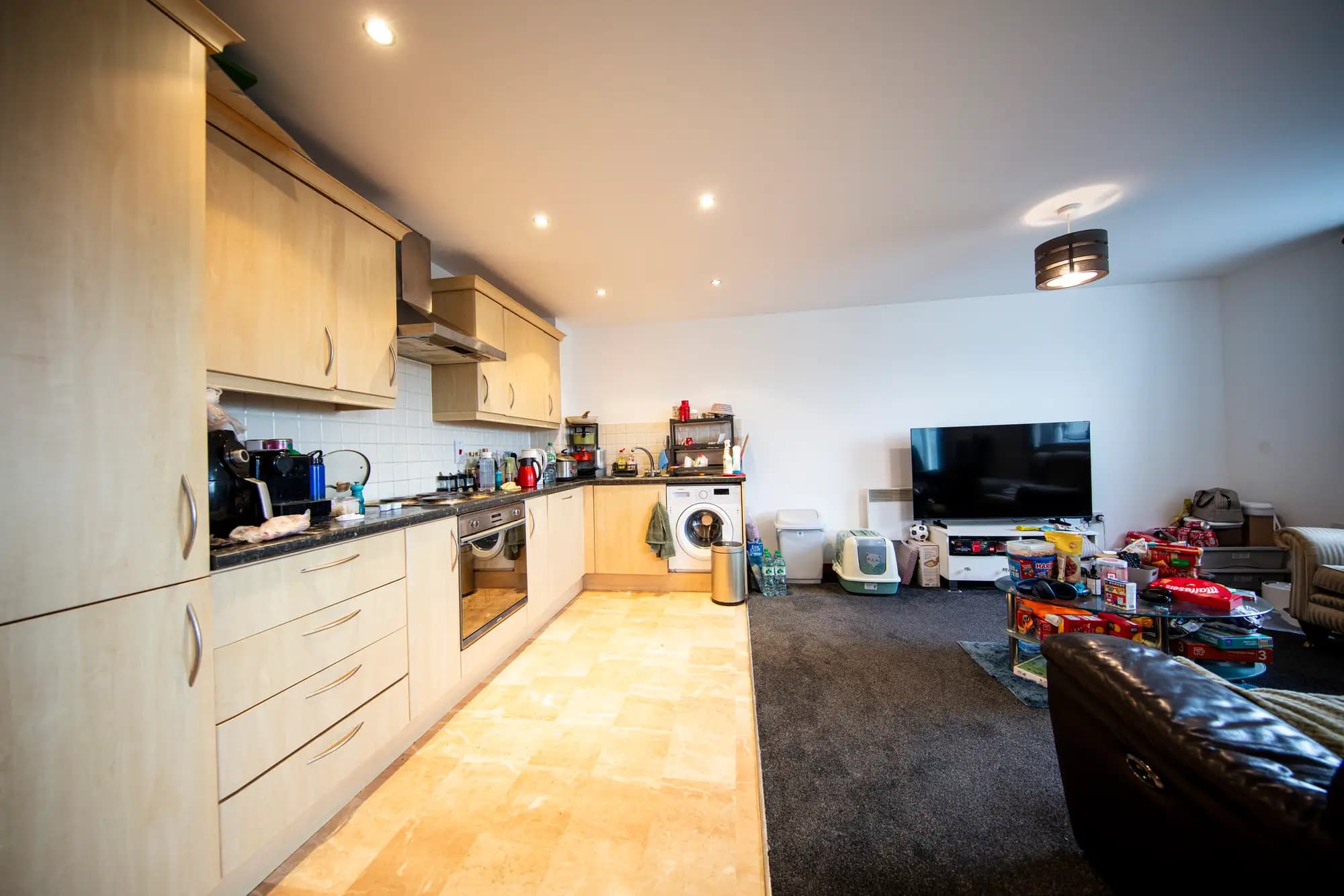 property photo 11 of 26