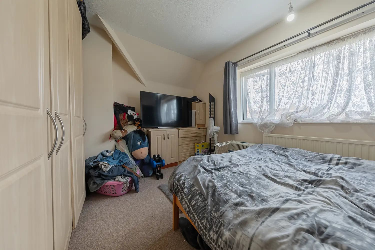 property photo 13 of 22