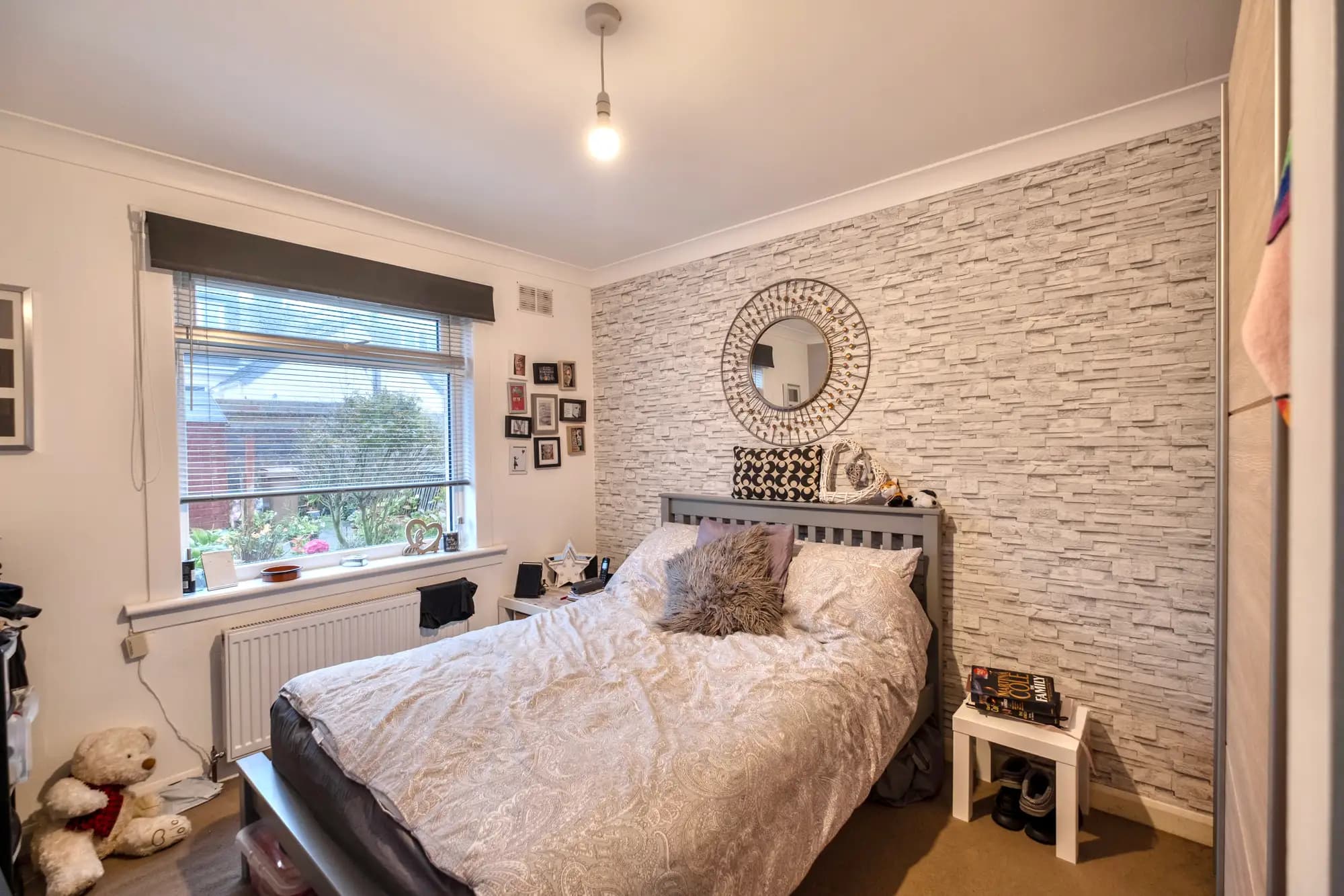 property photo 10 of 24