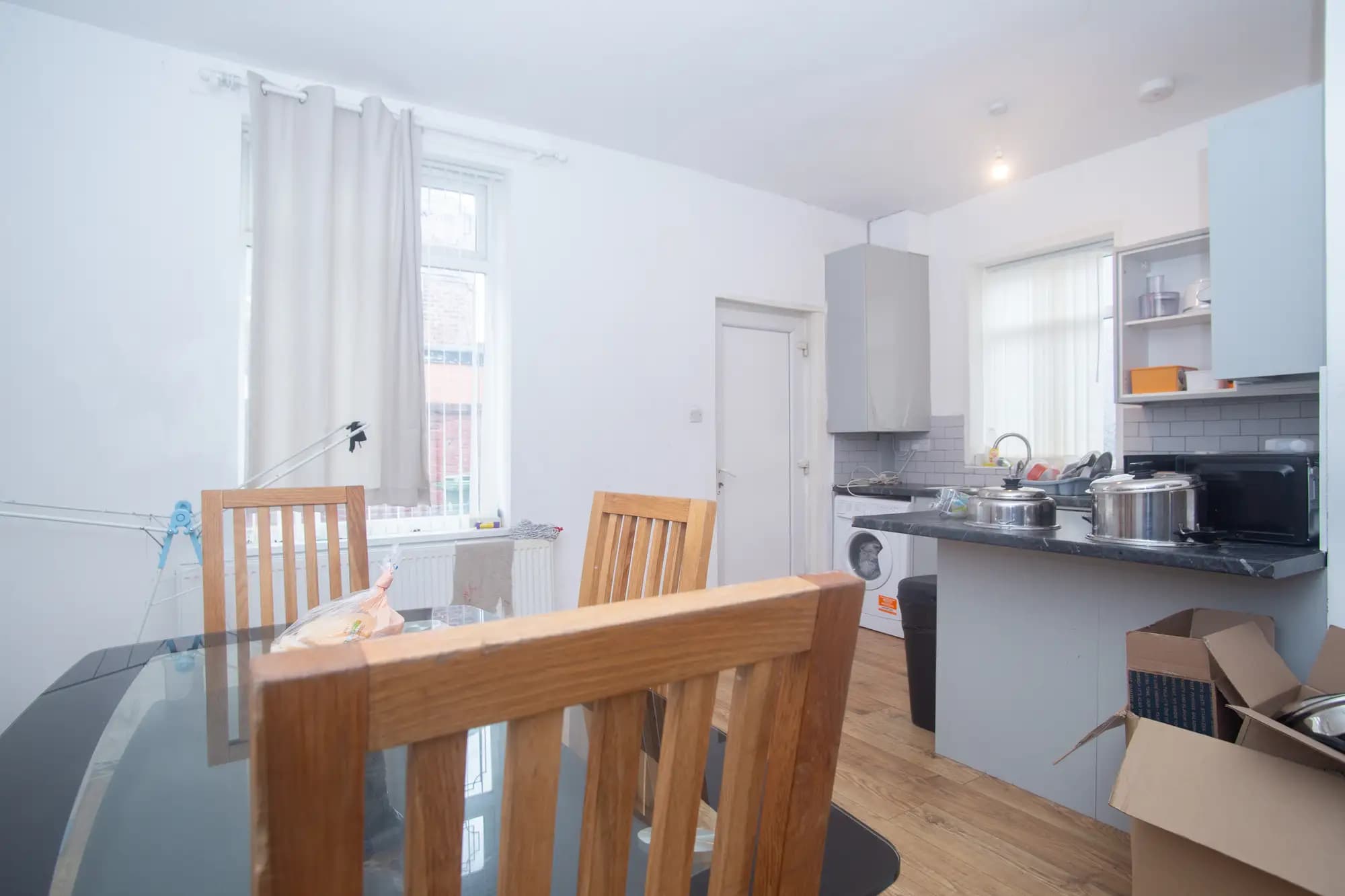 property photo 8 of 19