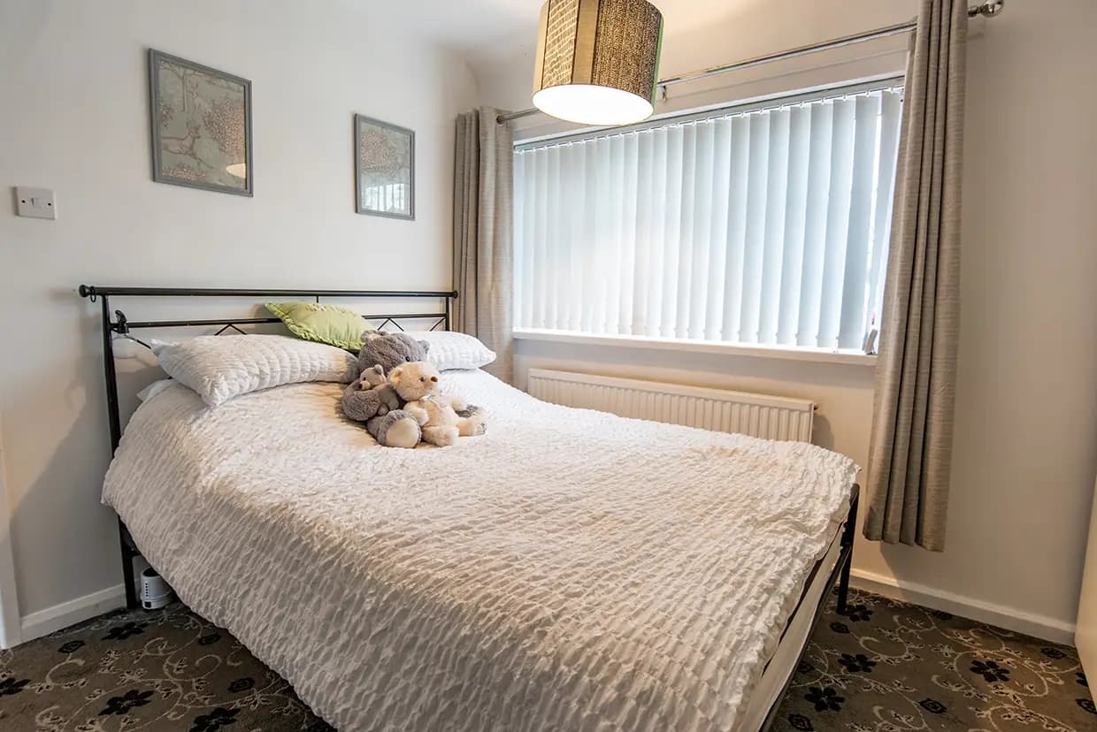 property photo 11 of 15