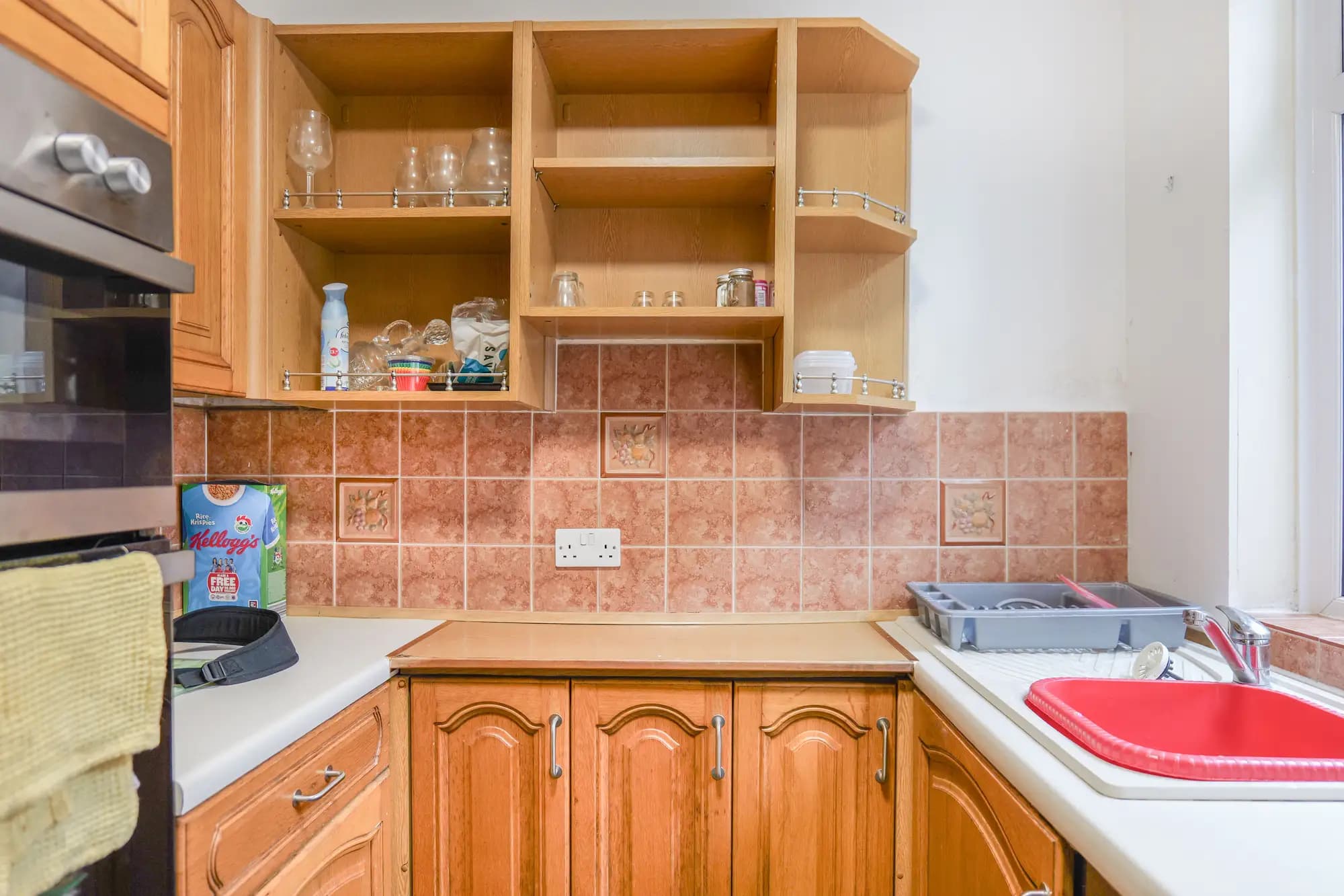 property photo 6 of 22