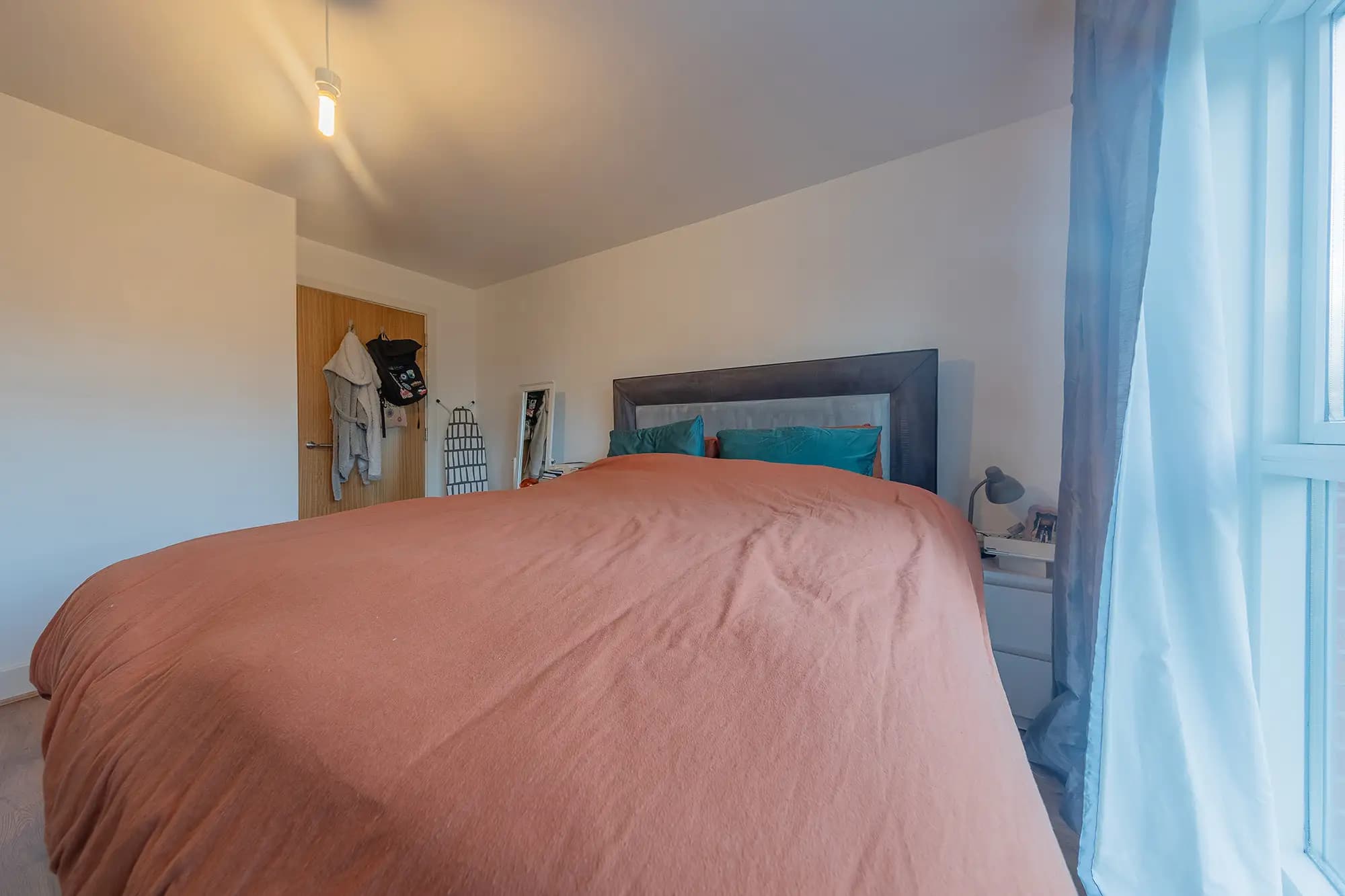 property photo 11 of 17