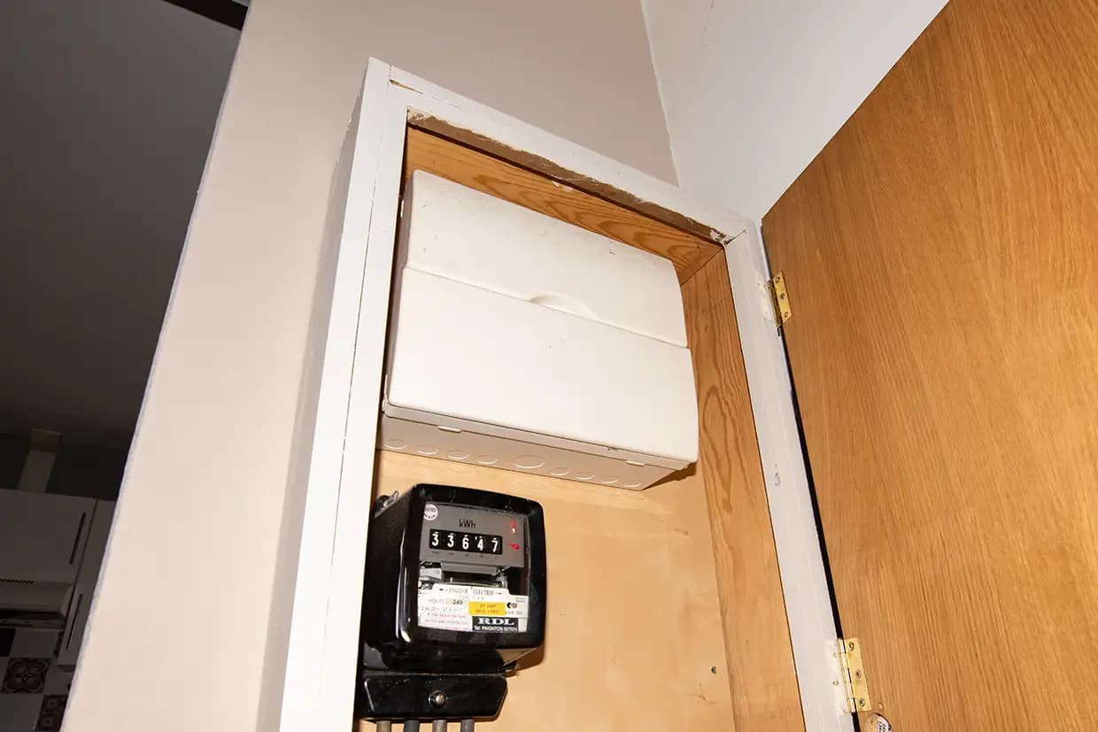 property photo 25 of 78