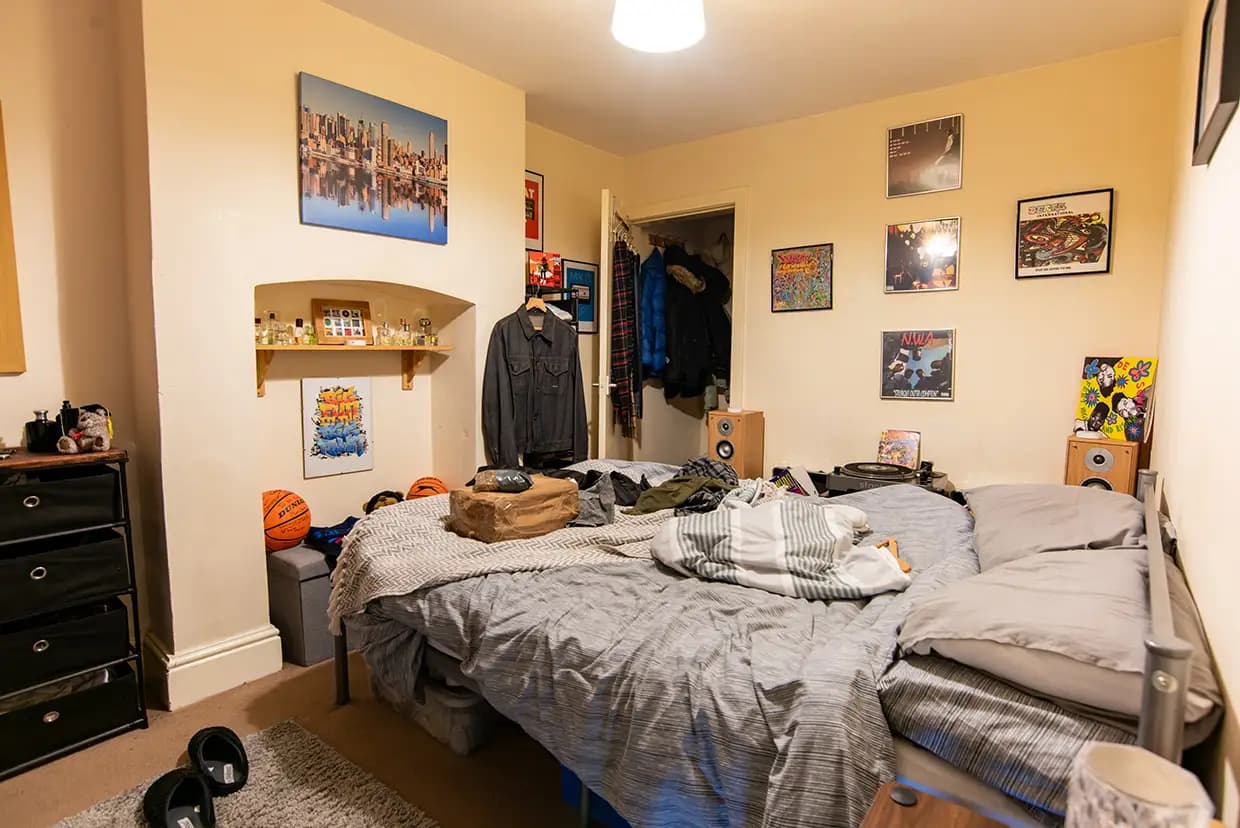 property photo 16 of 23