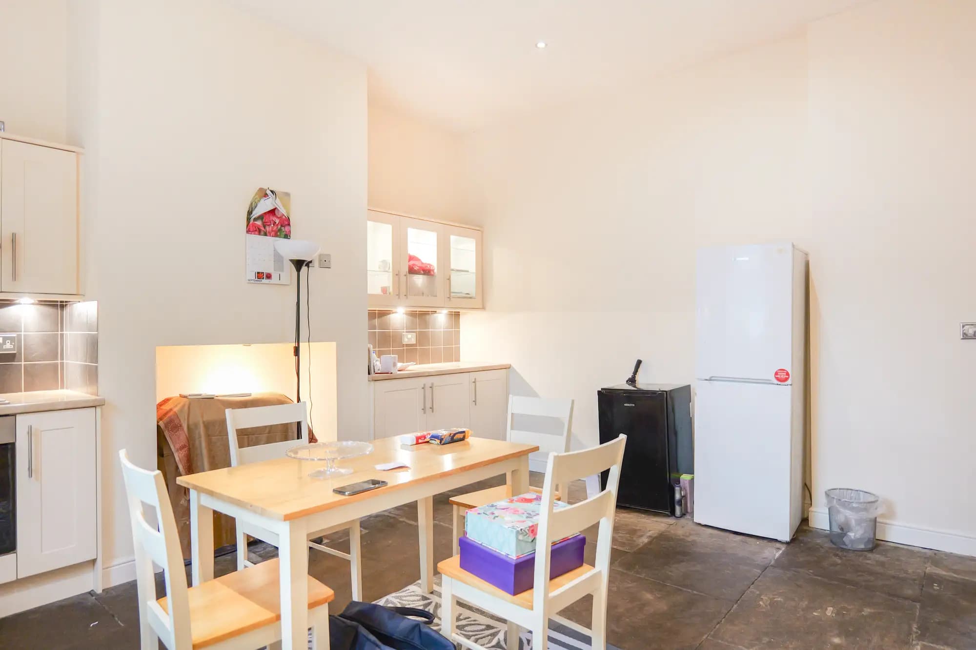 property photo 6 of 37