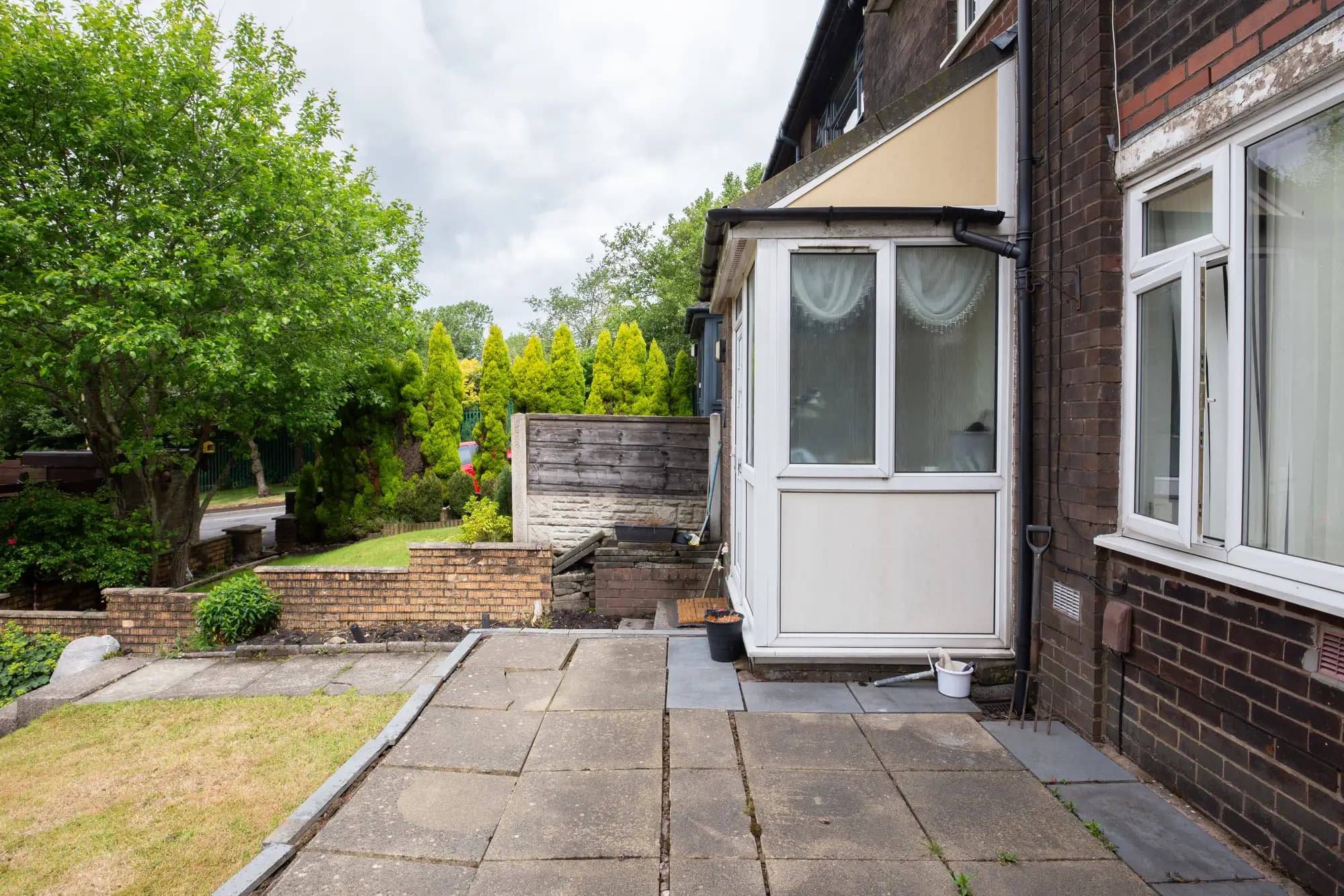property photo 20 of 28