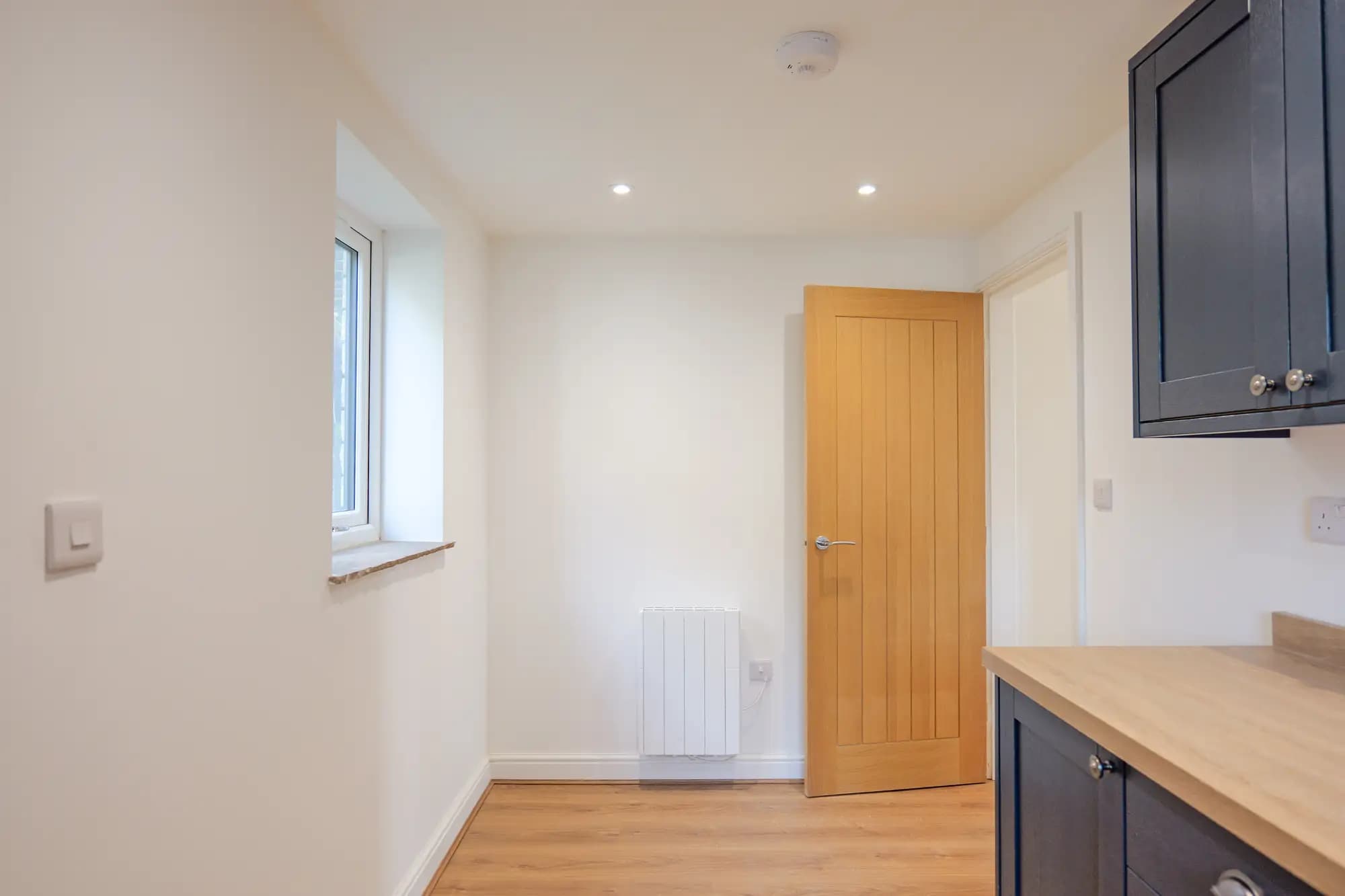 property photo 5 of 19