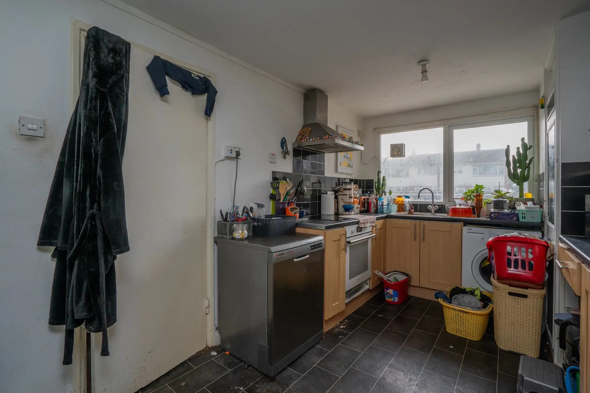 property photo 7 of 14