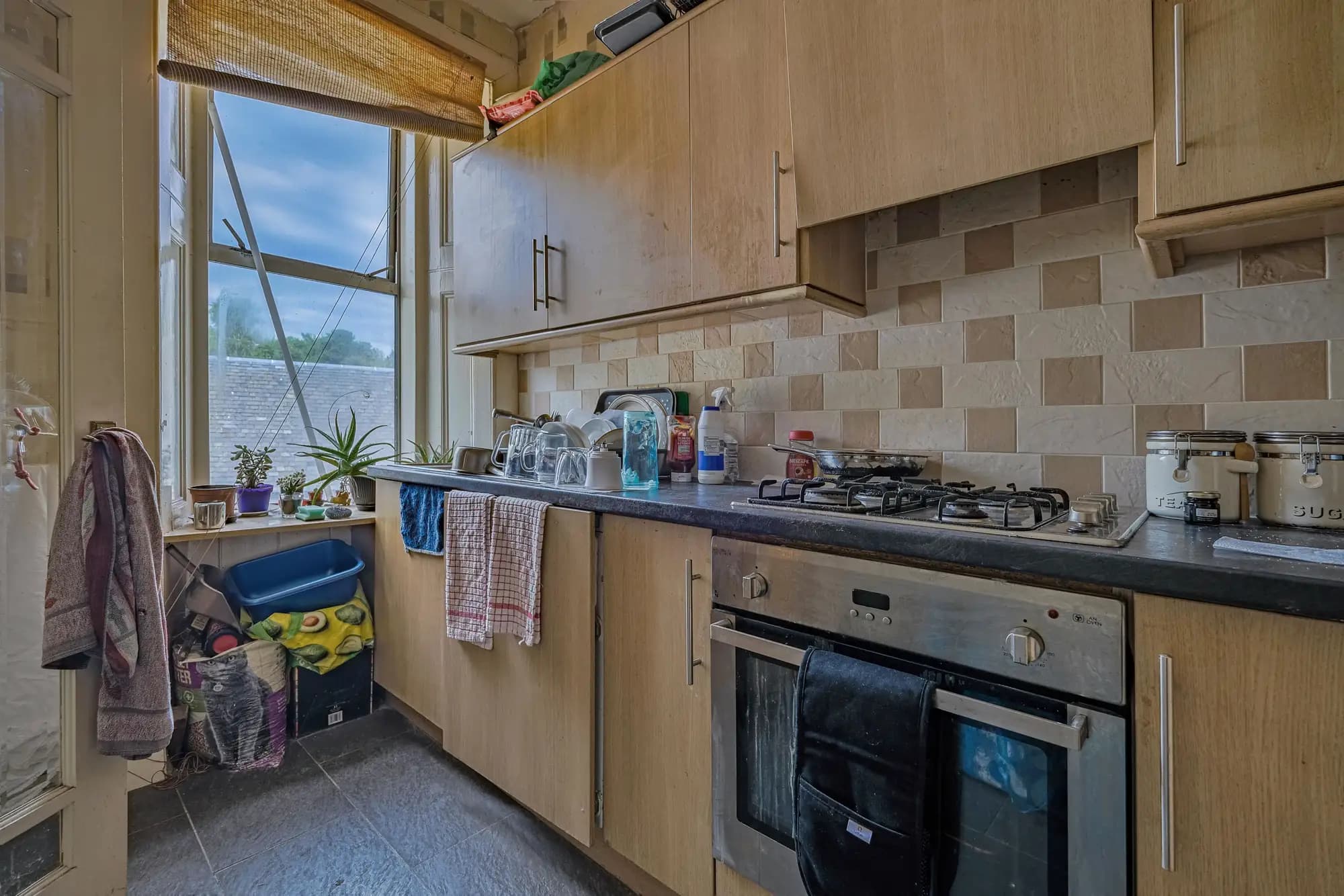 property photo 4 of 13