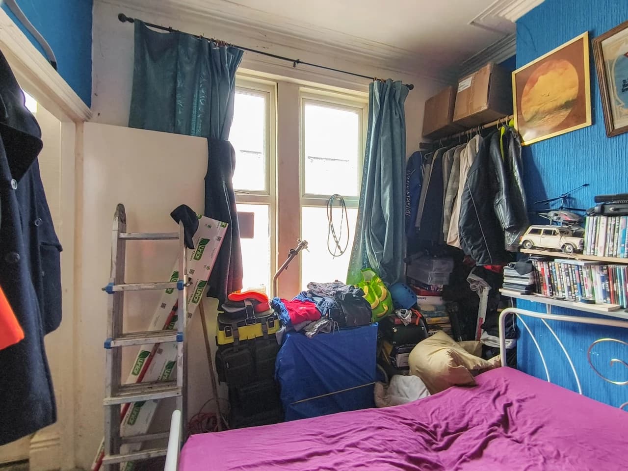 property photo 18 of 28