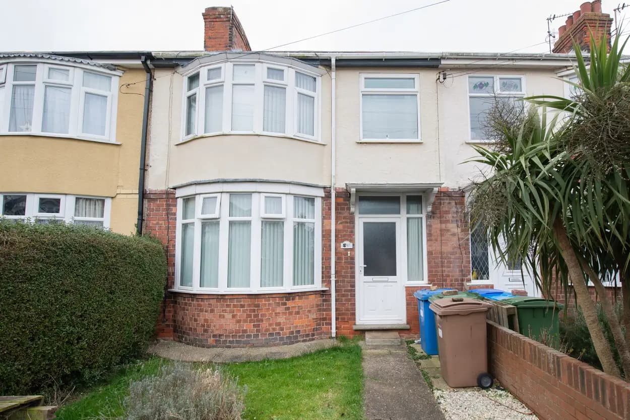 property photo 26 of 38