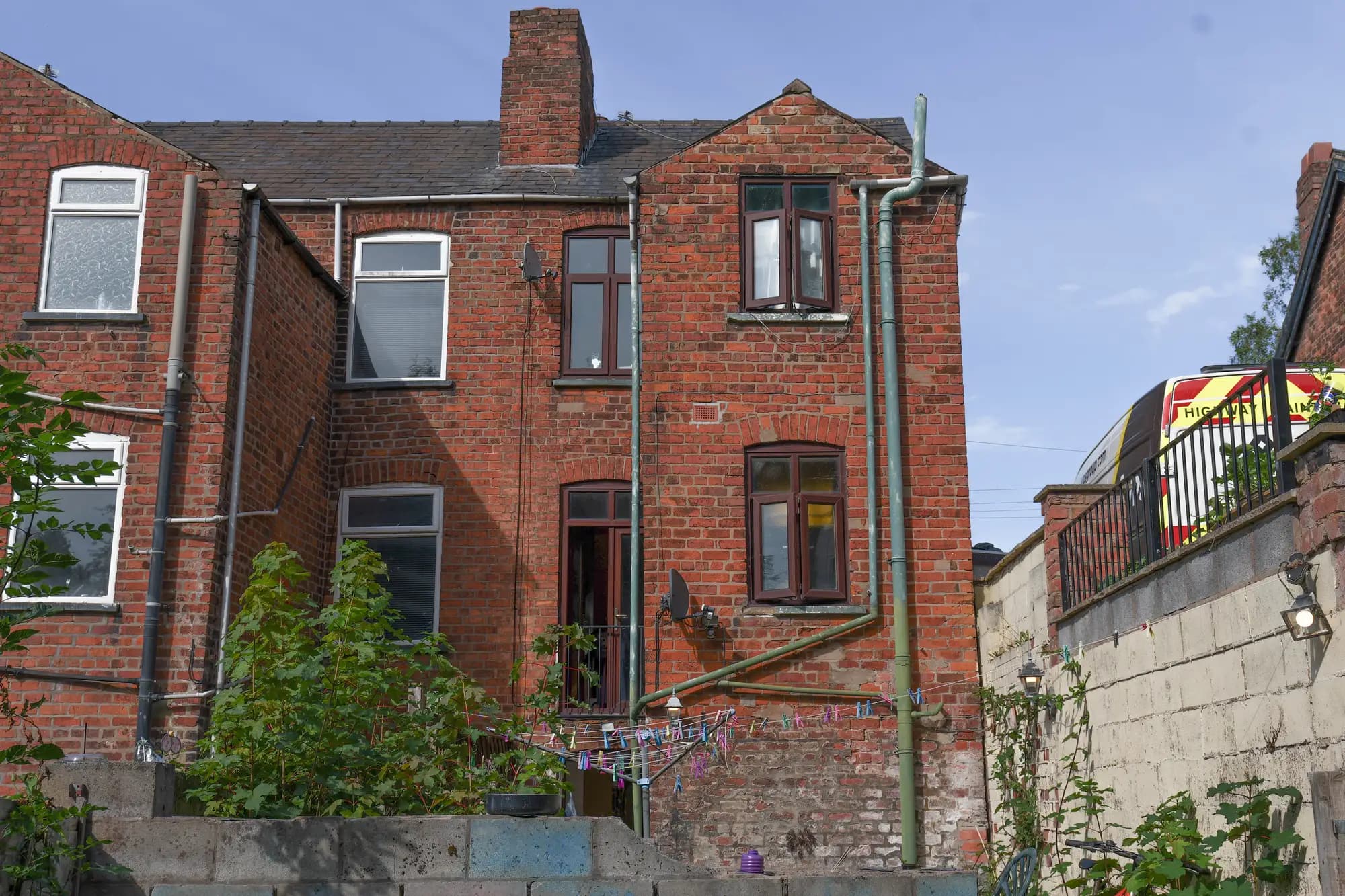 property photo 21 of 26