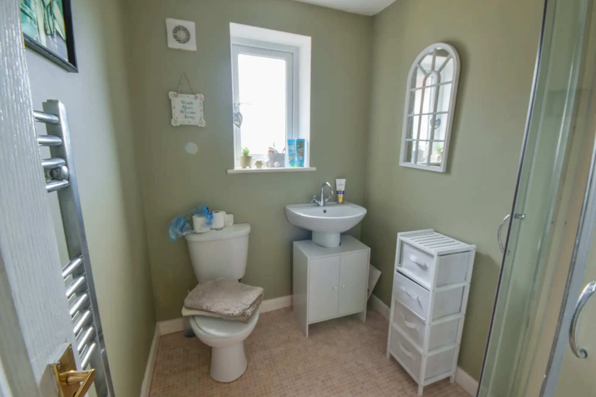 property photo 6 of 25