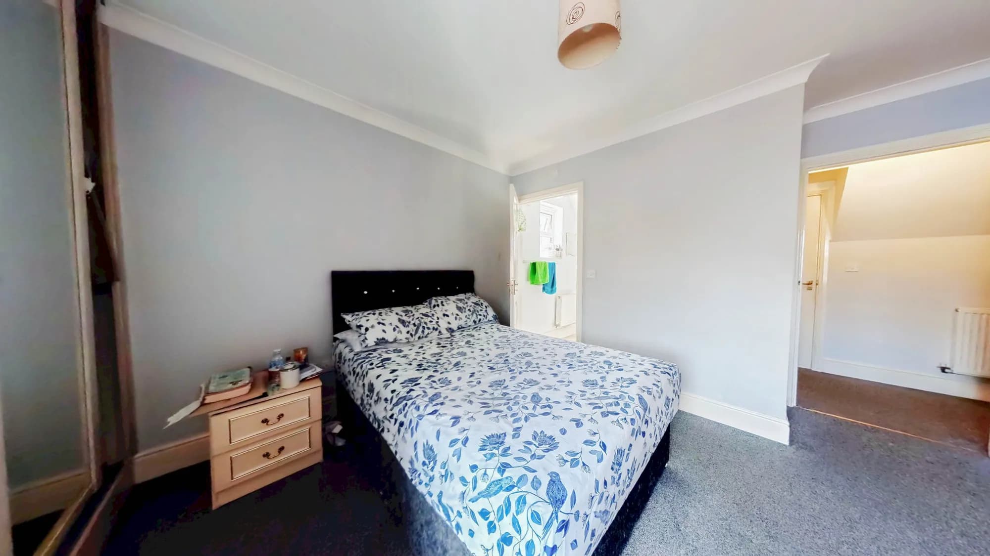property photo 12 of 18