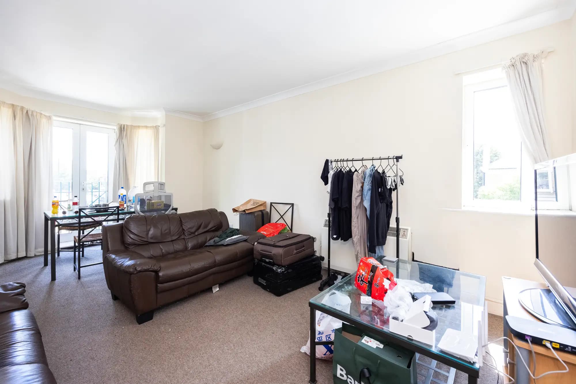 property photo 4 of 14