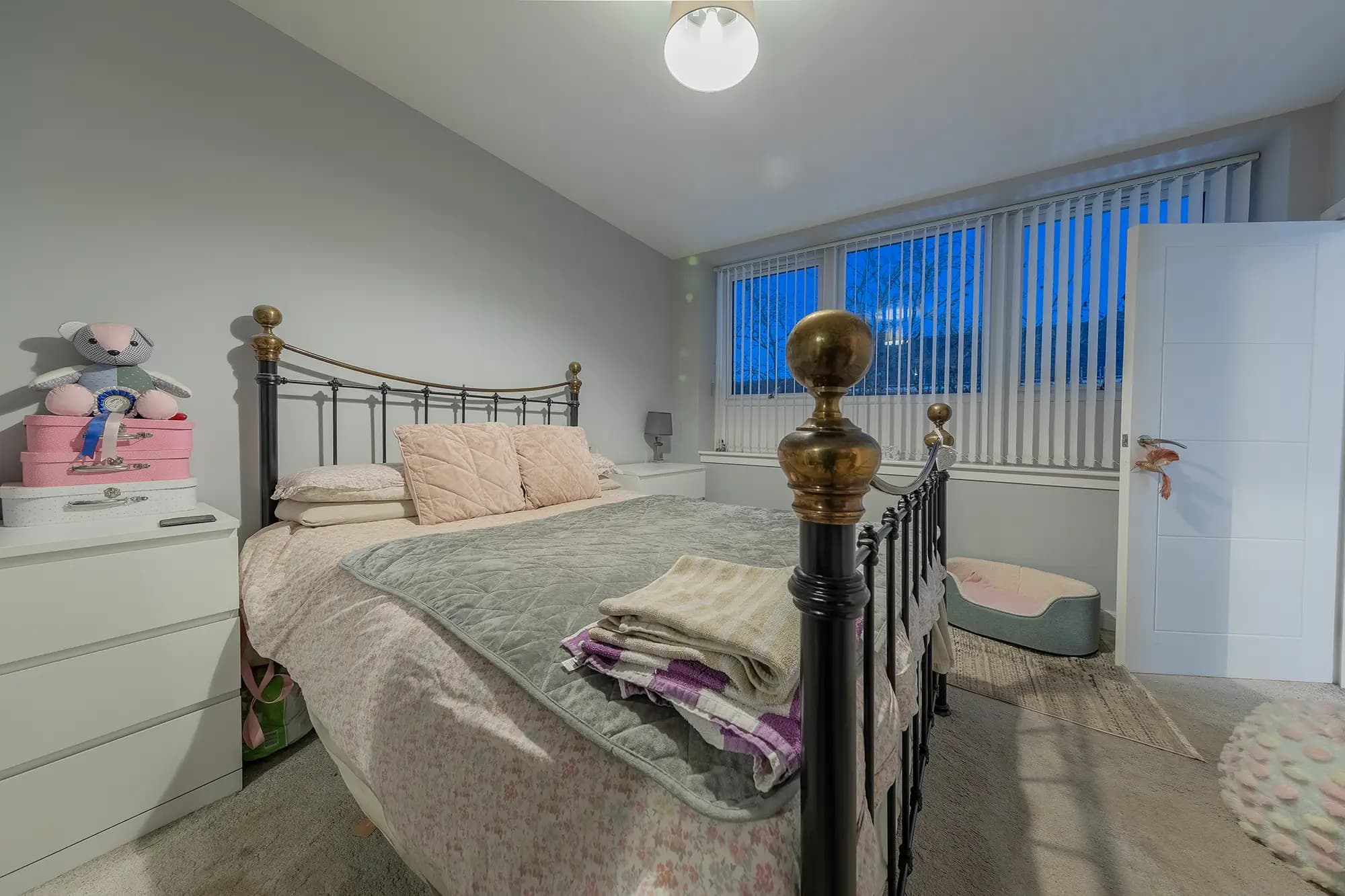 property photo 10 of 14