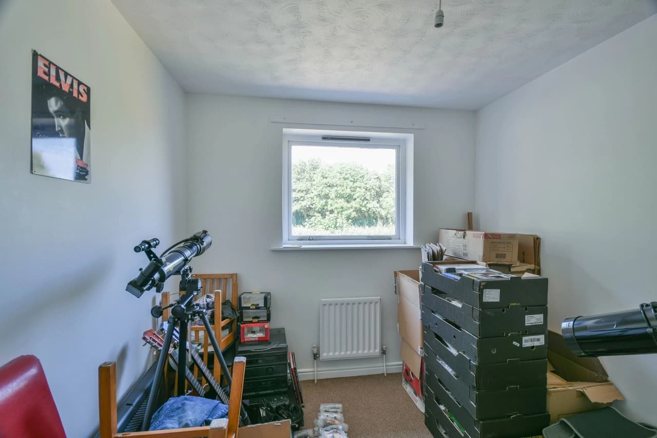 property photo 16 of 22