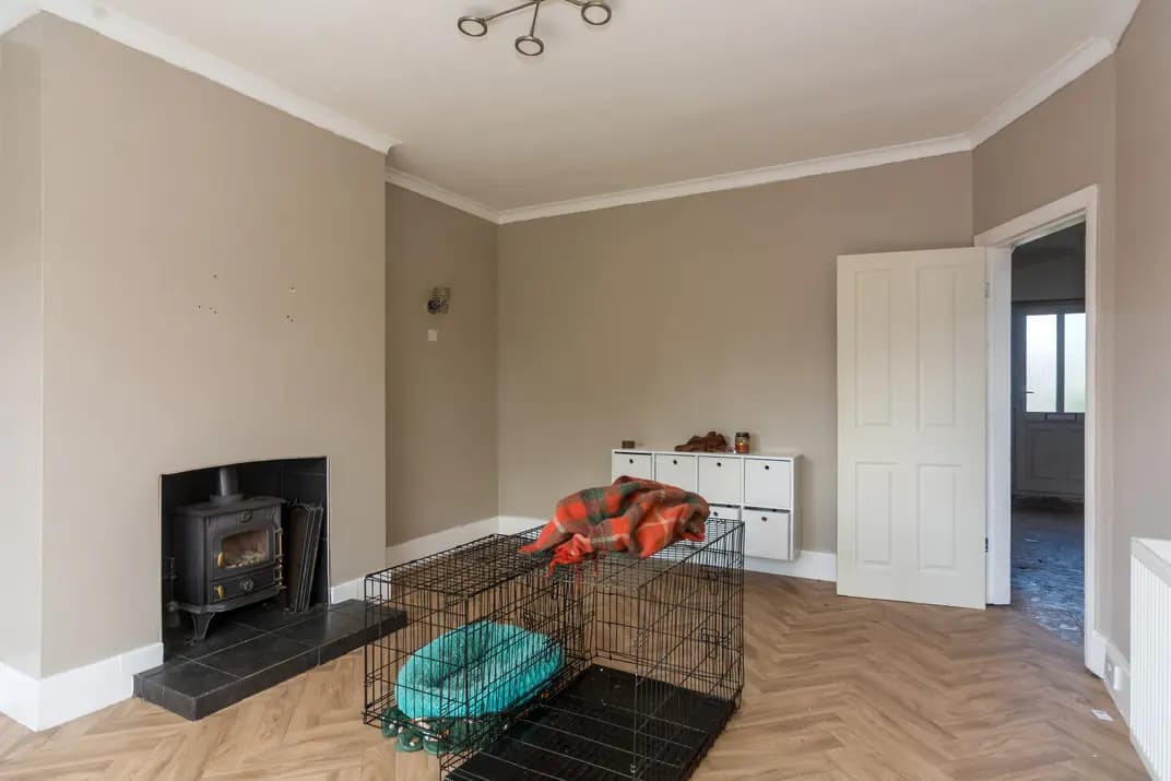 property photo 20 of 28