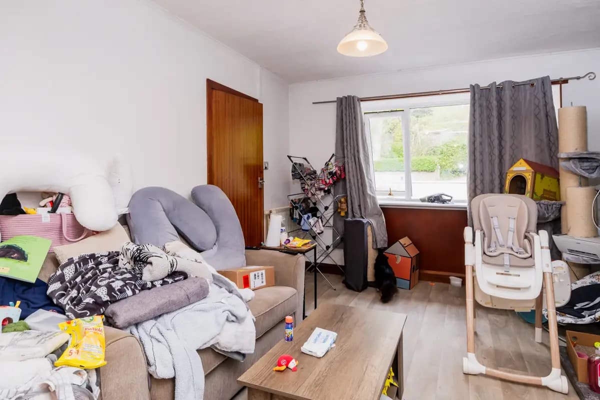 property photo 5 of 25