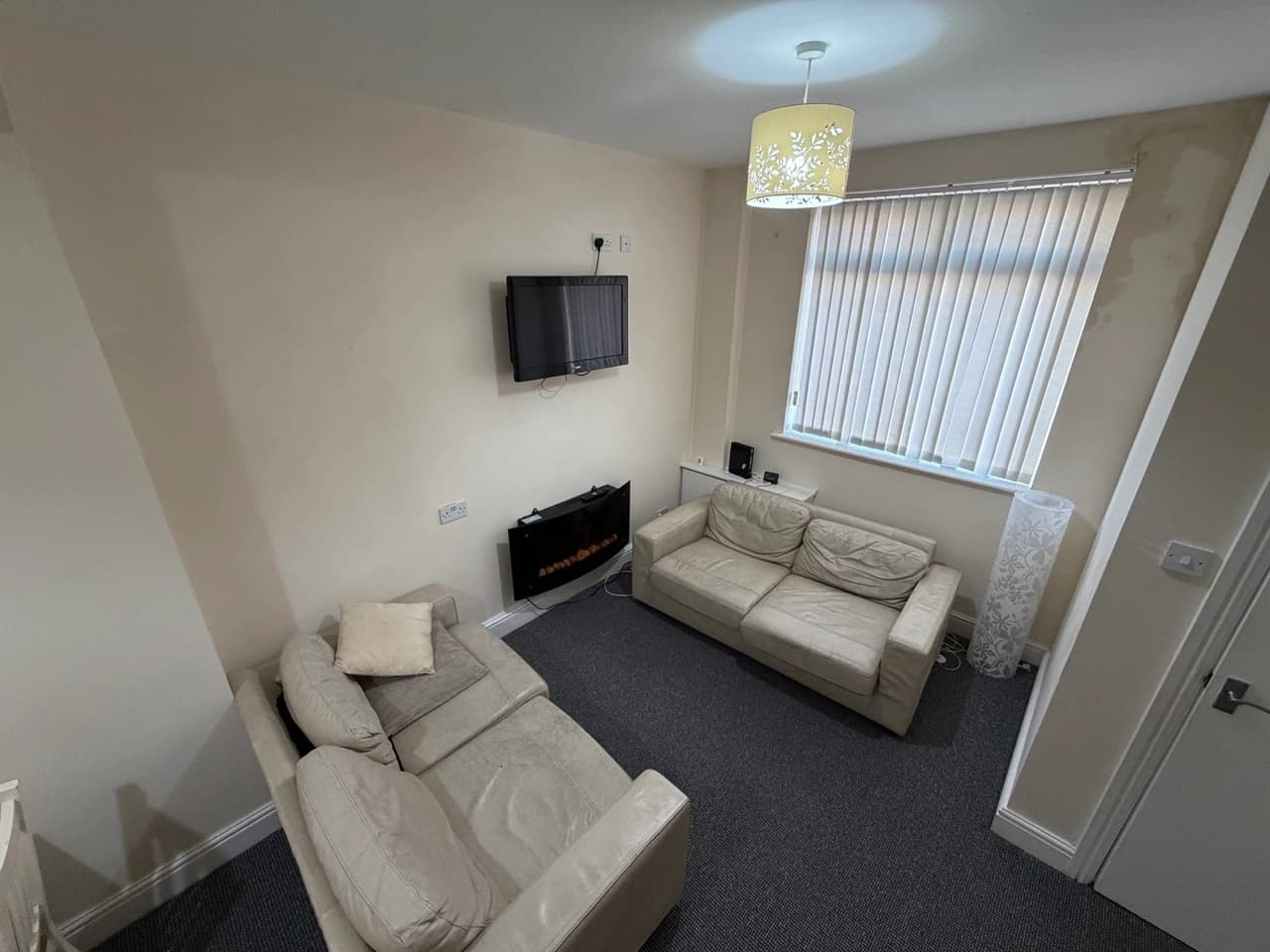 property photo 2 of 28