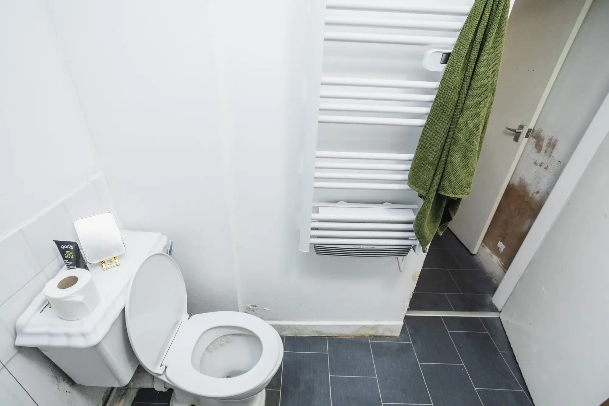 property photo 10 of 17