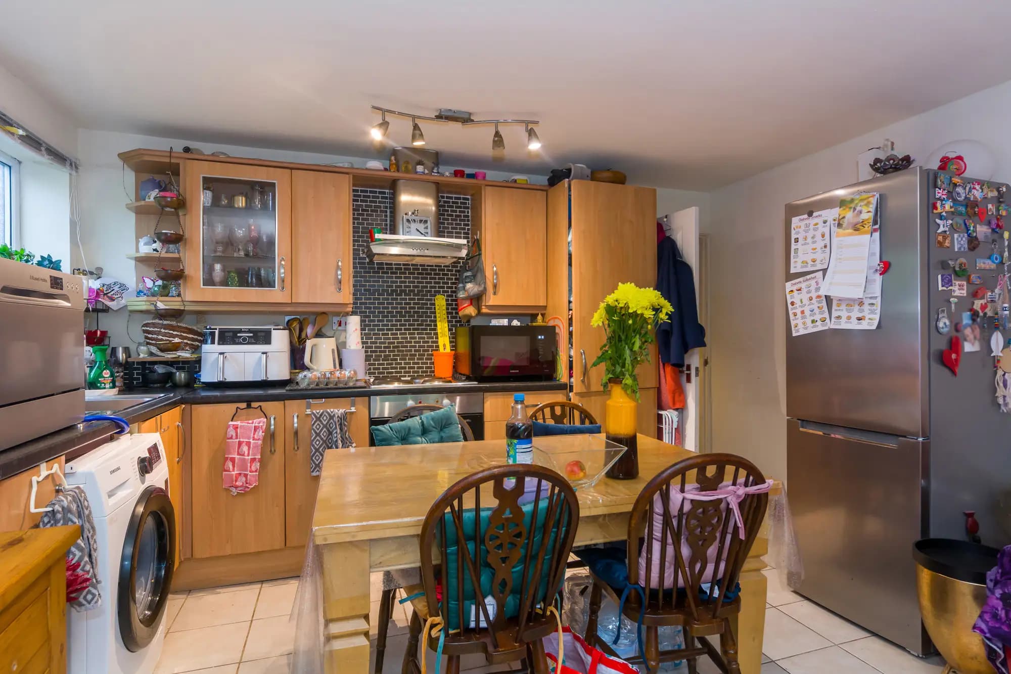 property photo 6 of 19