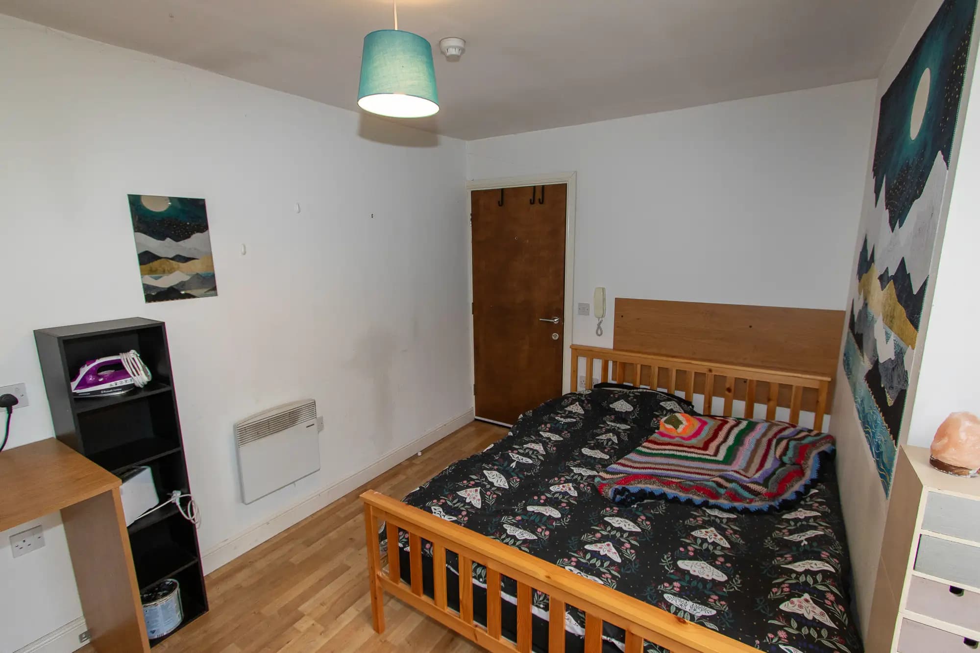 property photo 6 of 8