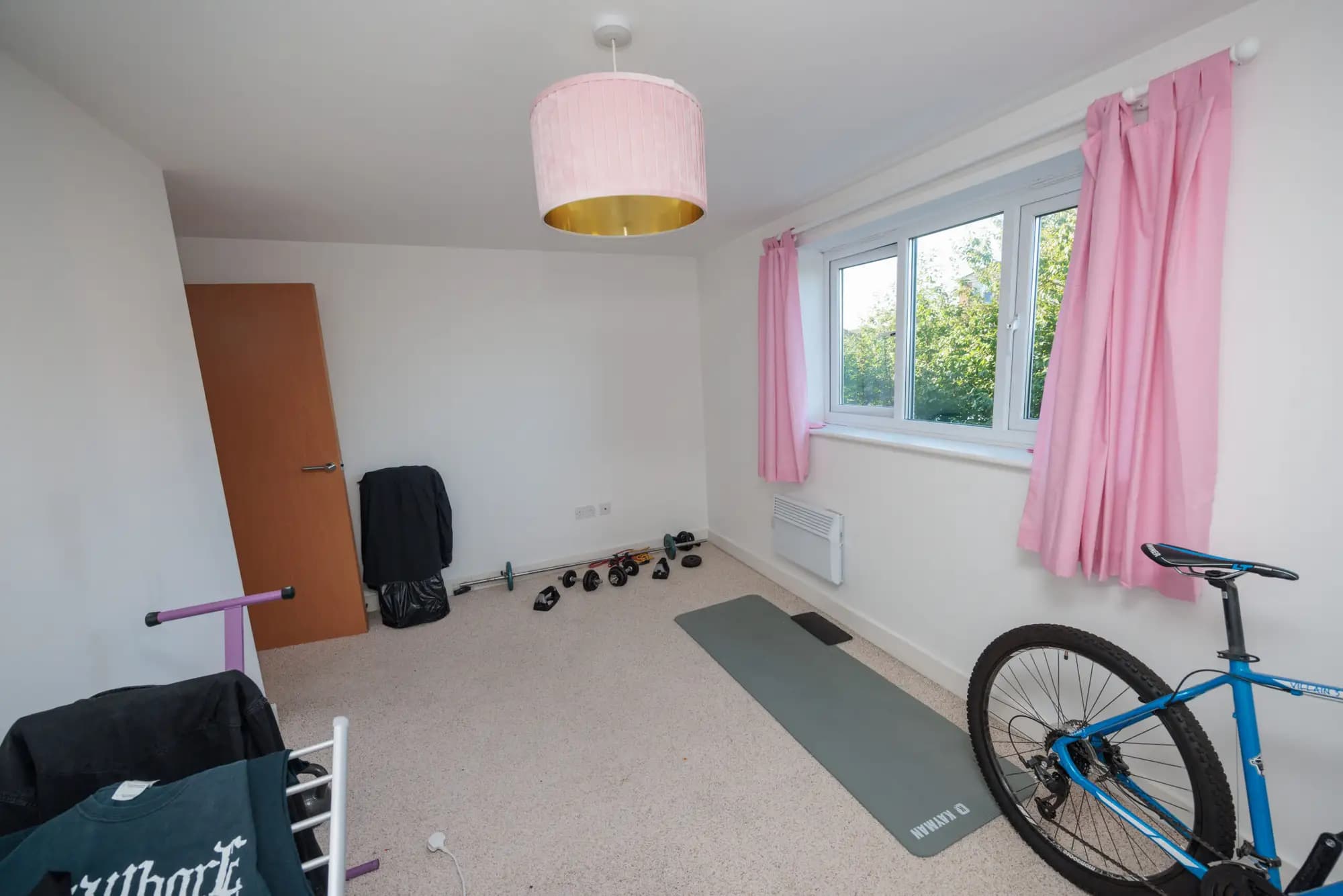 property photo 16 of 26