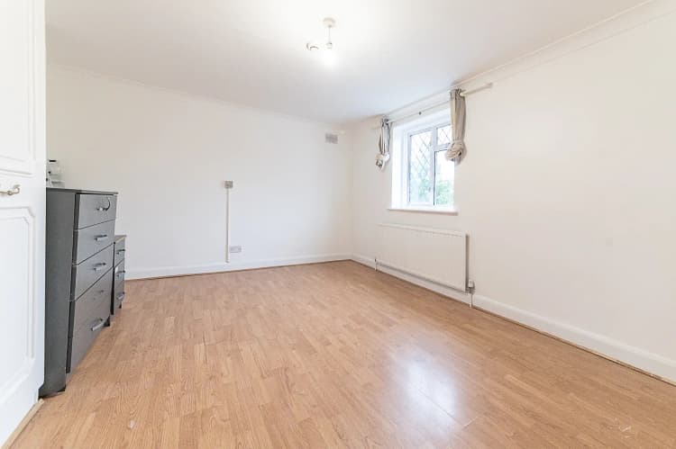 property photo 18 of 22