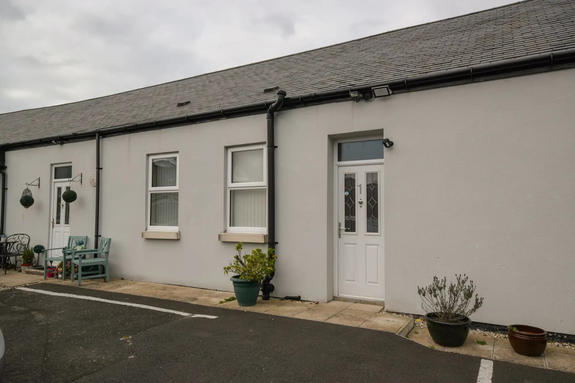 property photo 18 of 38