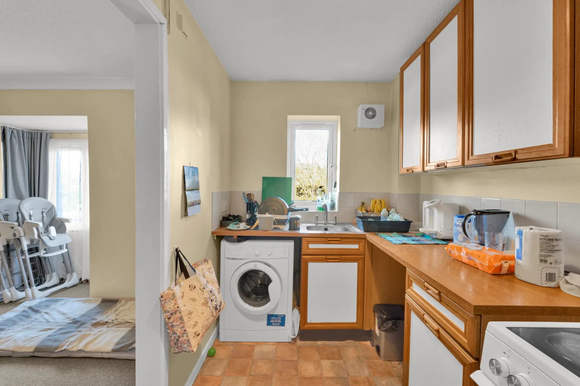 property photo 5 of 16