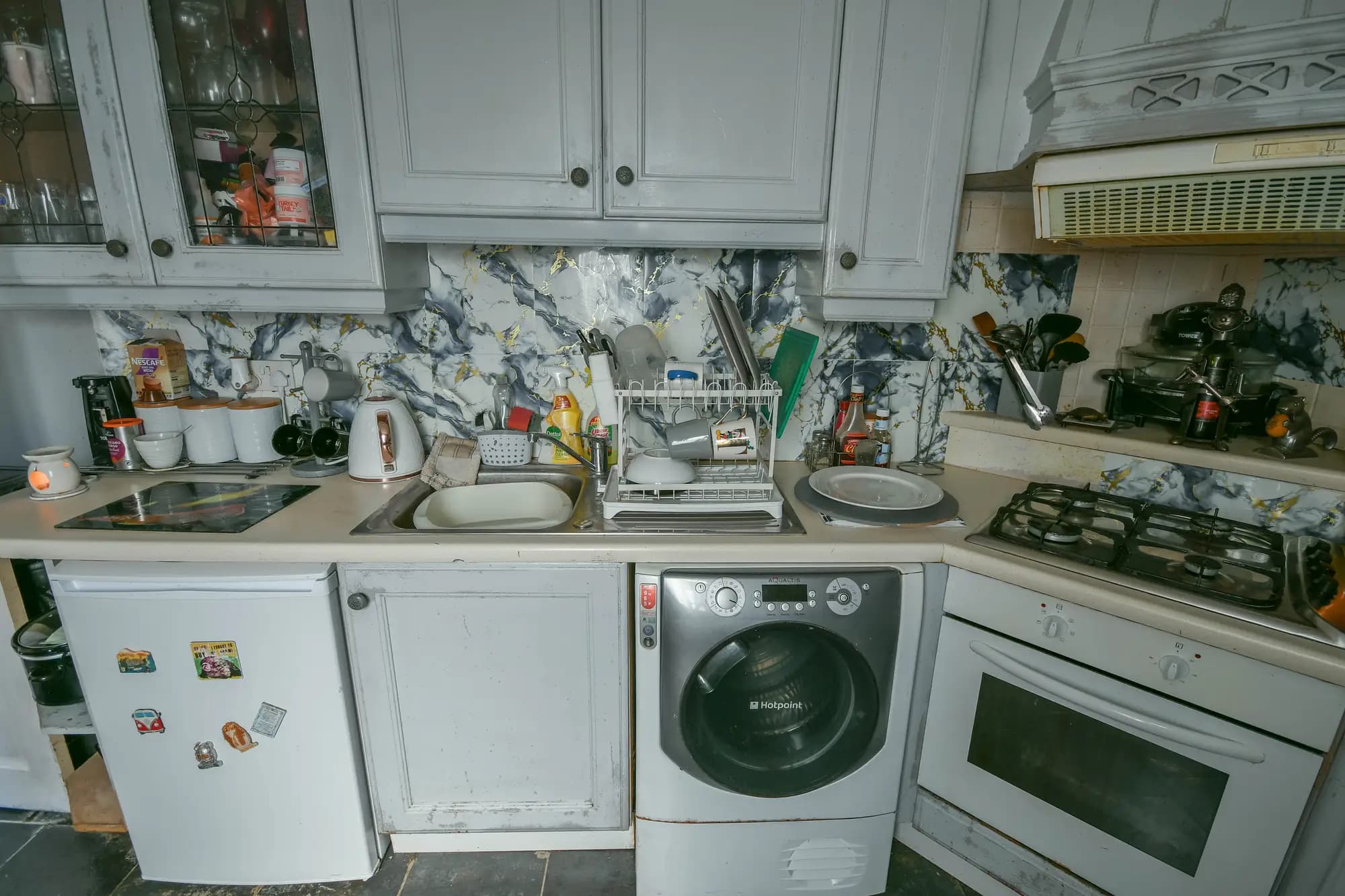 property photo 6 of 16