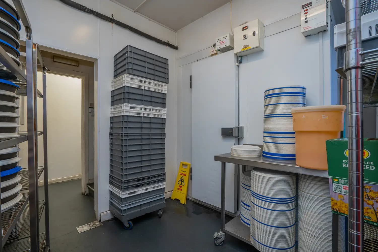 property photo 7 of 18